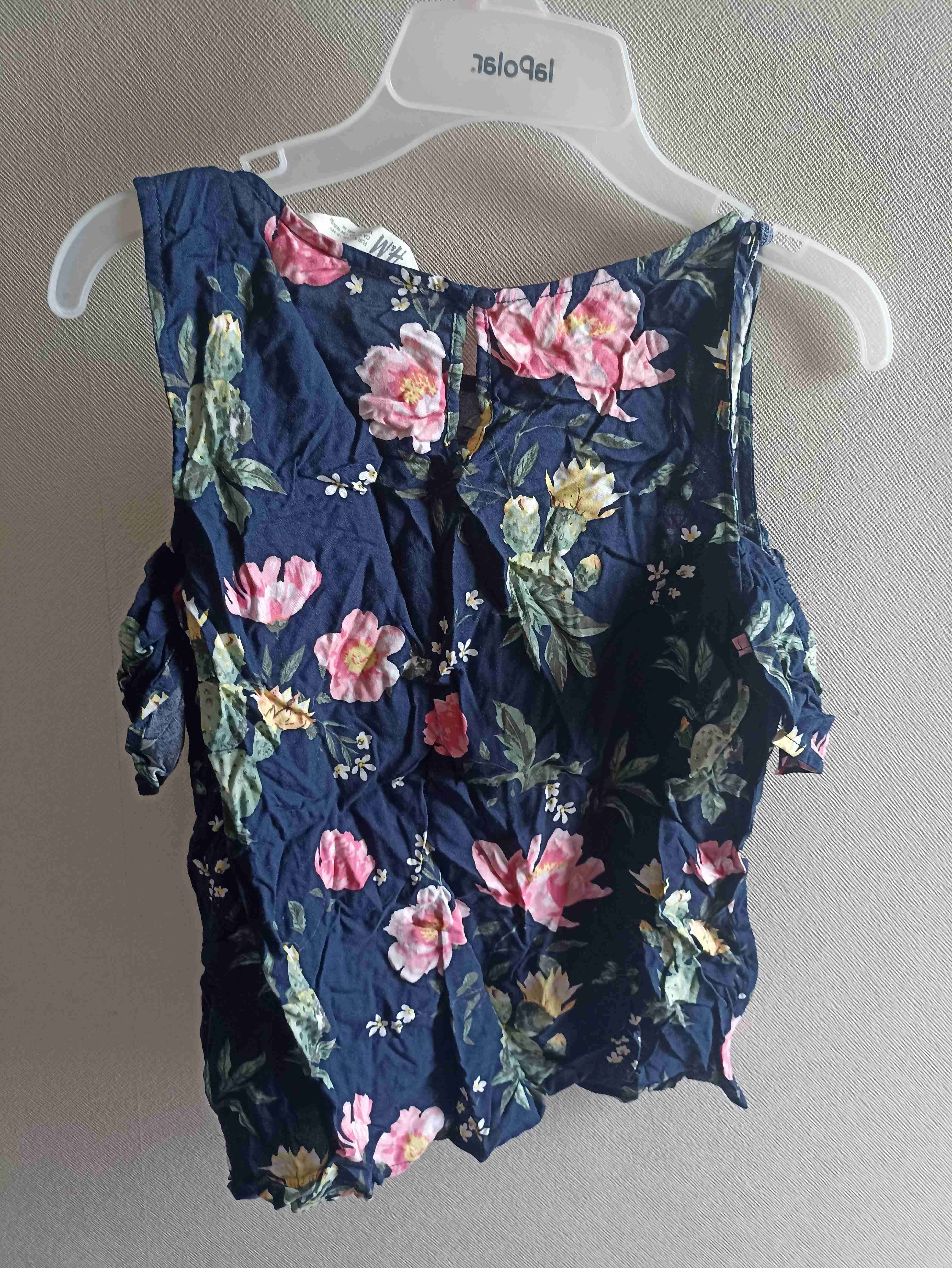 Blusa sin mangas floreada - 3