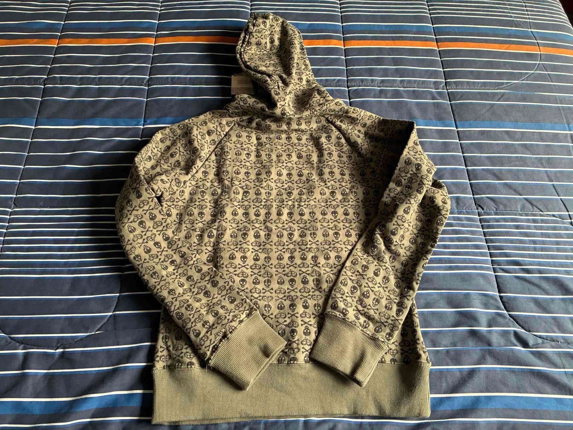 Polerón verde, marca Maui, talla XS - miniatura 2