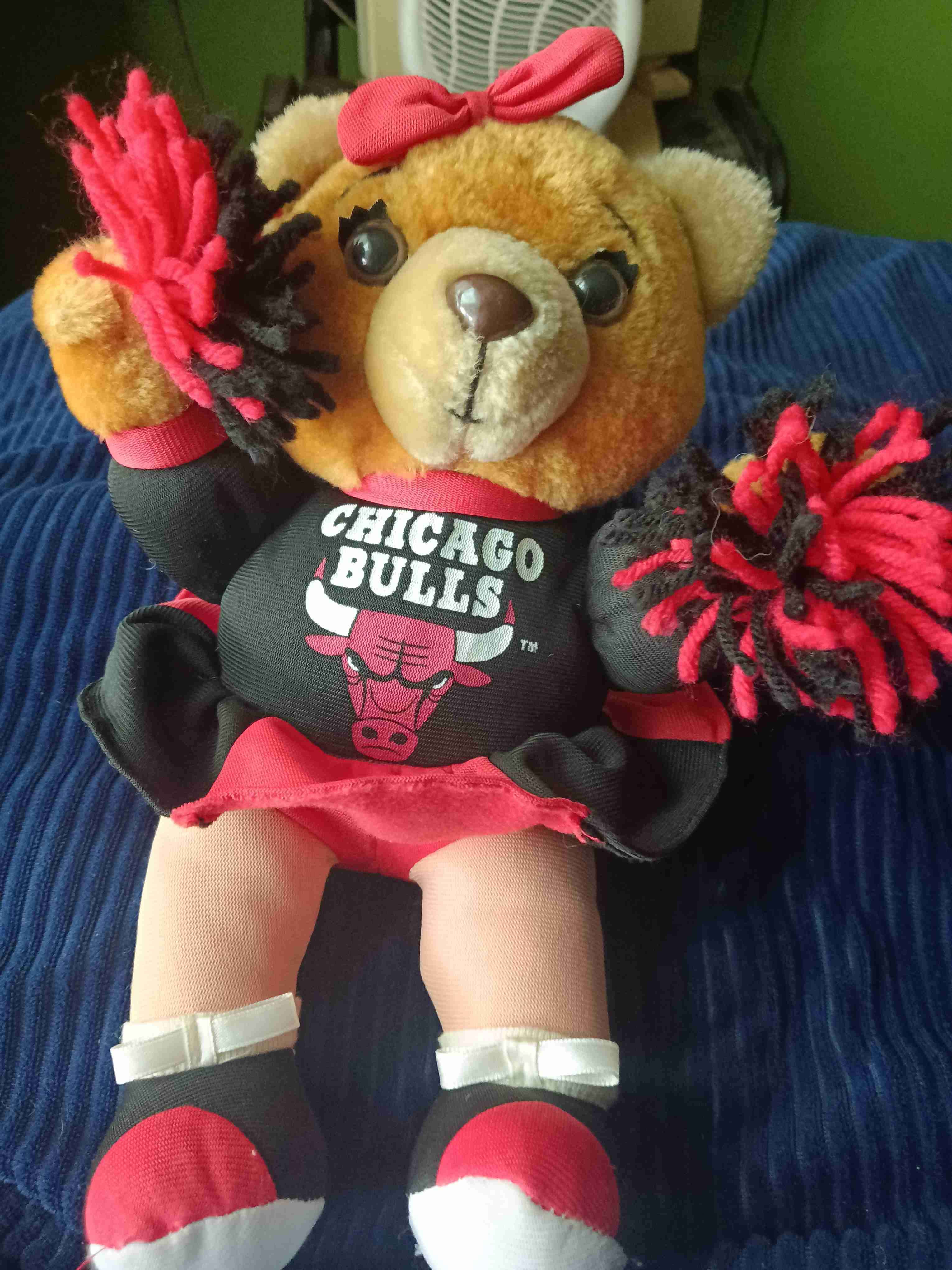 Peluche Woody toy story 4 original y Chicago bulls - miniatura 4