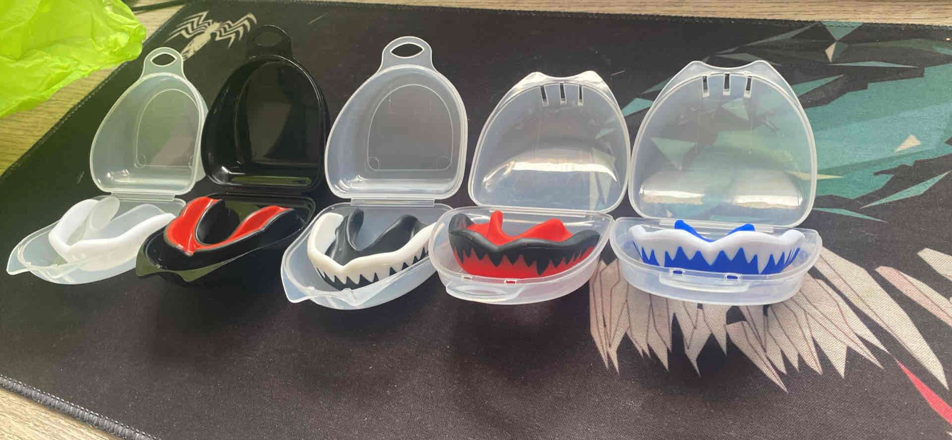 Protectores bucales deportivos - miniatura 1