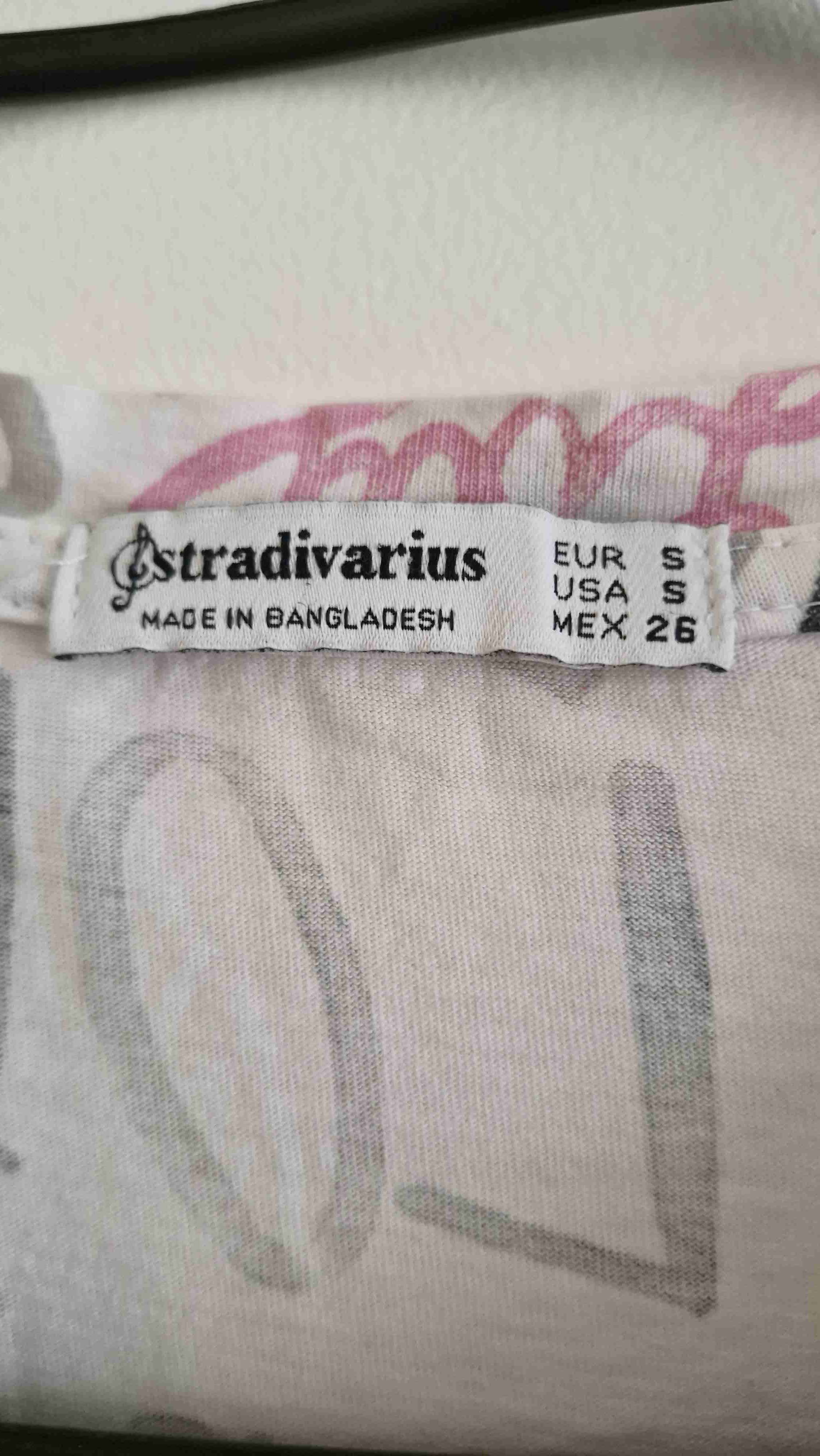 Polera estampada multicolor - 3