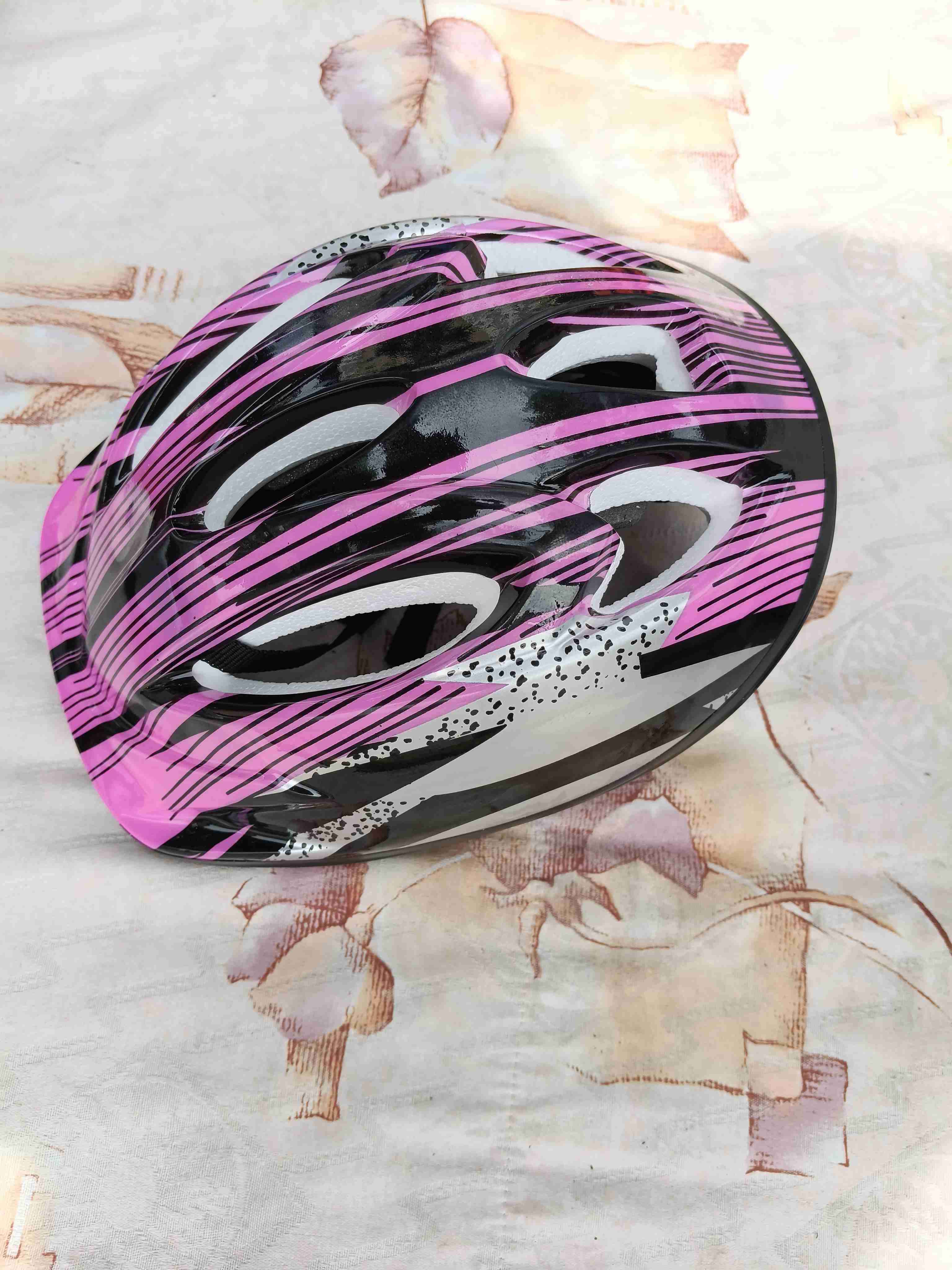 Casco de ciclismo rosa y negro - 2