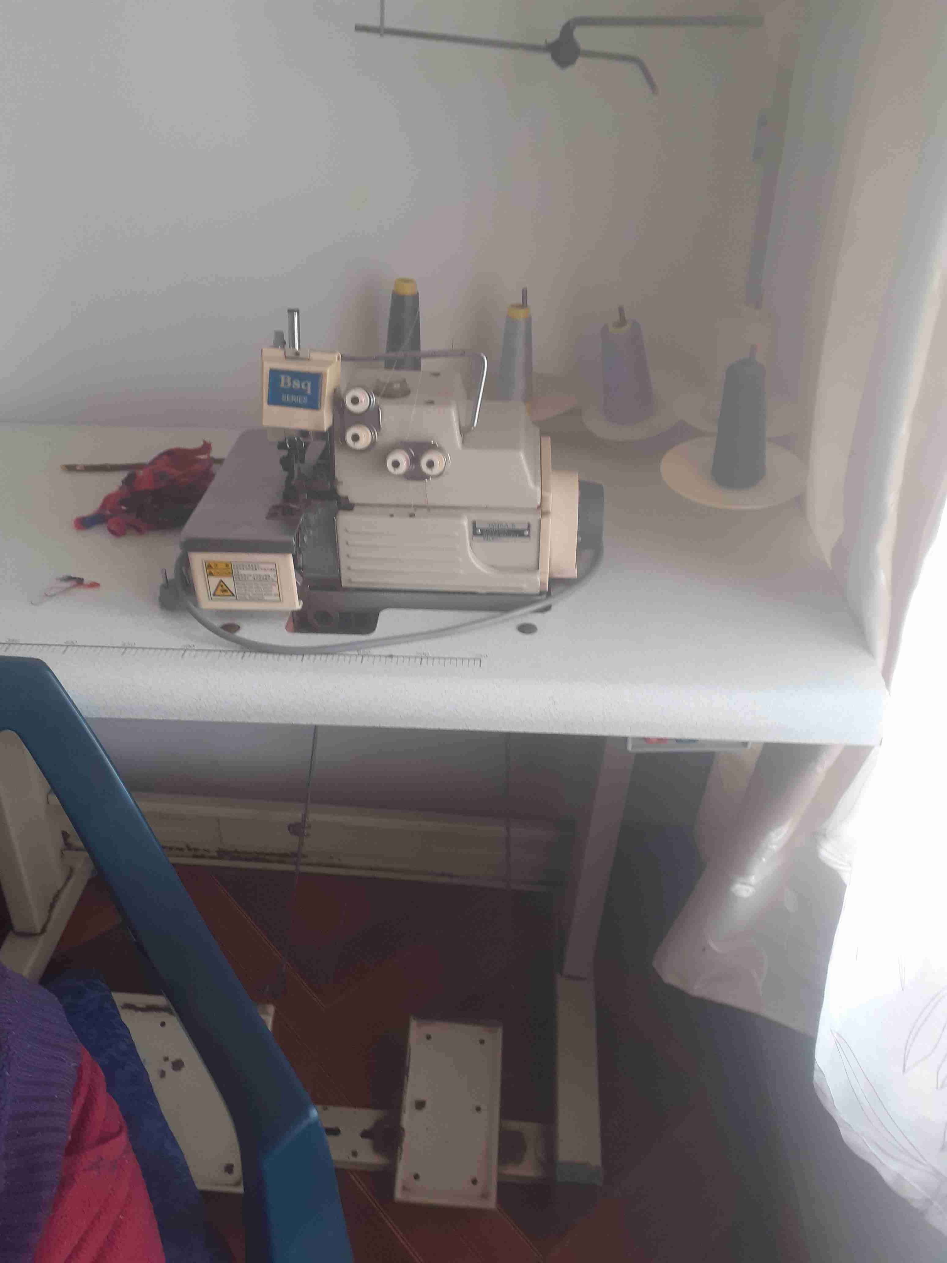 Máquina overlock Bsq