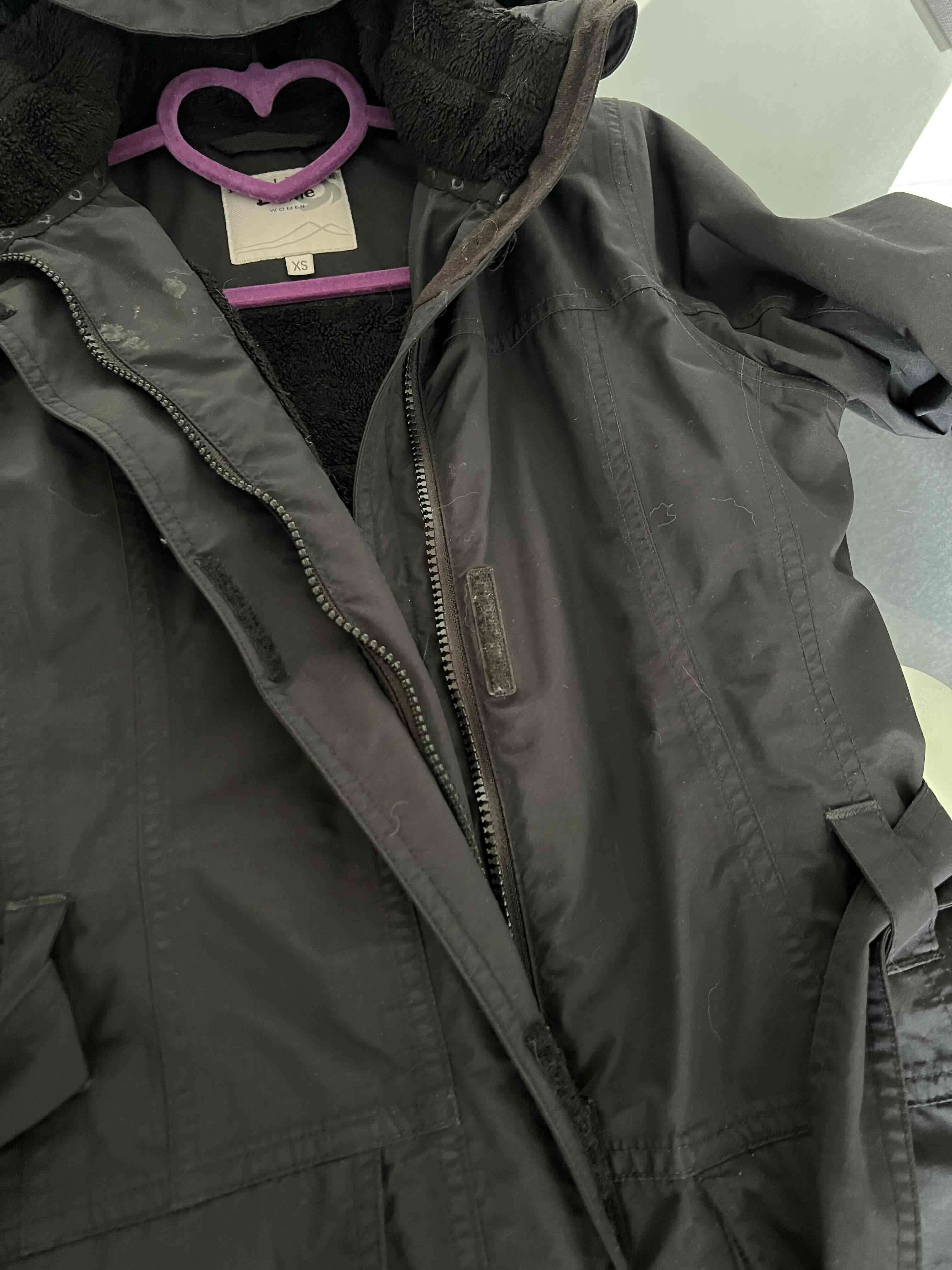 Chaqueta negra con cinturón - miniatura 5