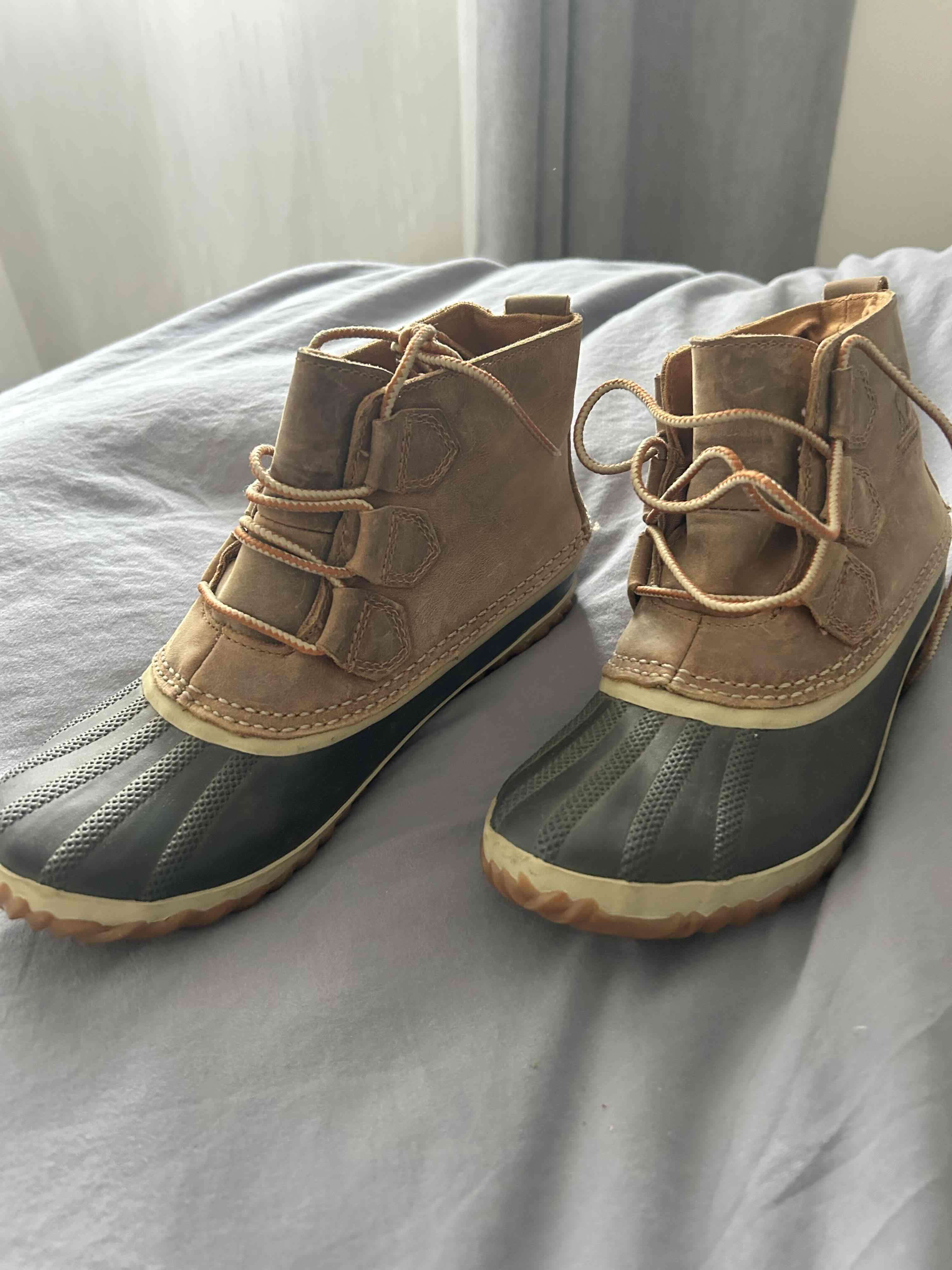 Botas de cuero café impermeables - 1