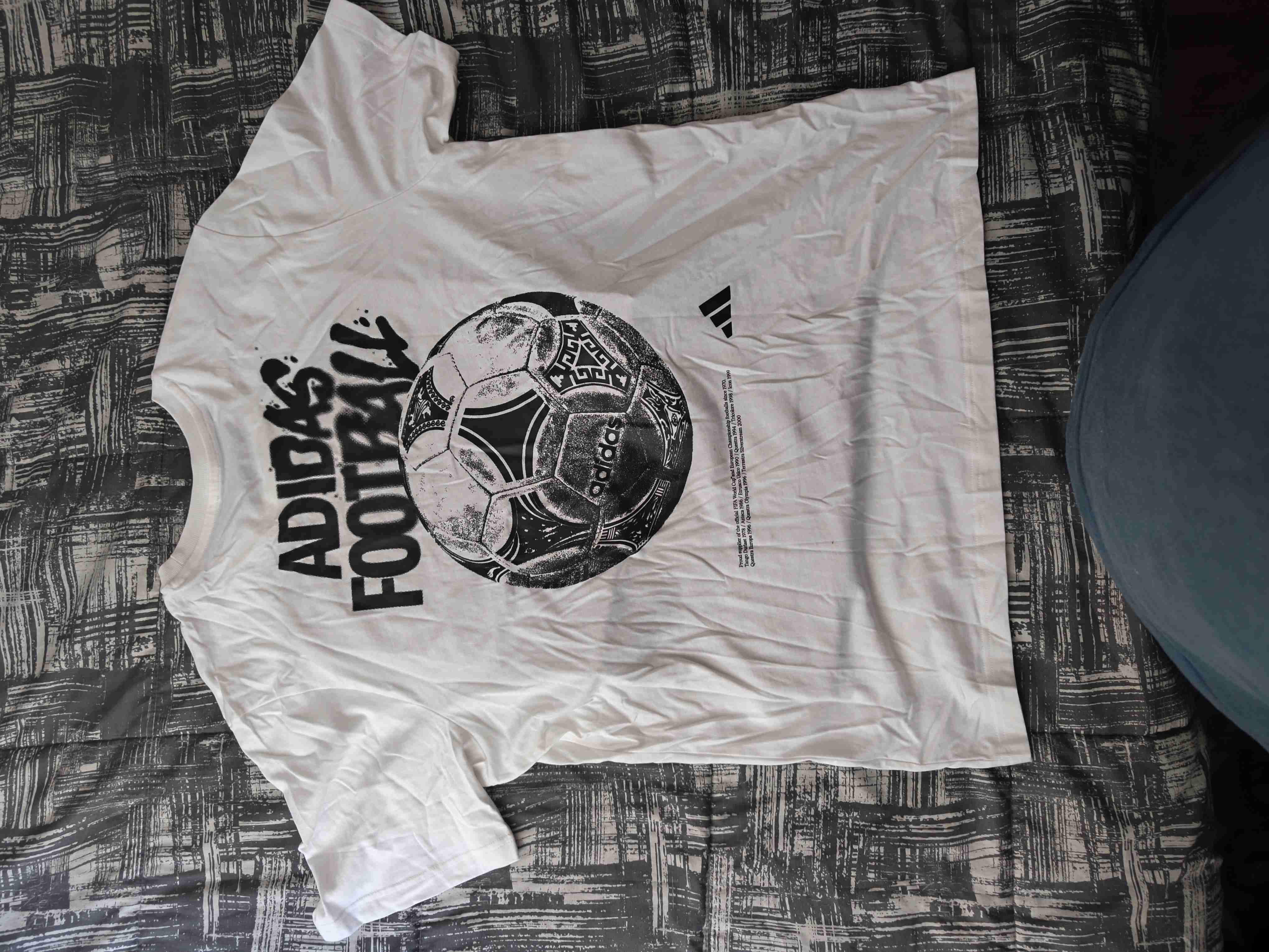 Polera blanca Adidas Football XL - miniatura 2