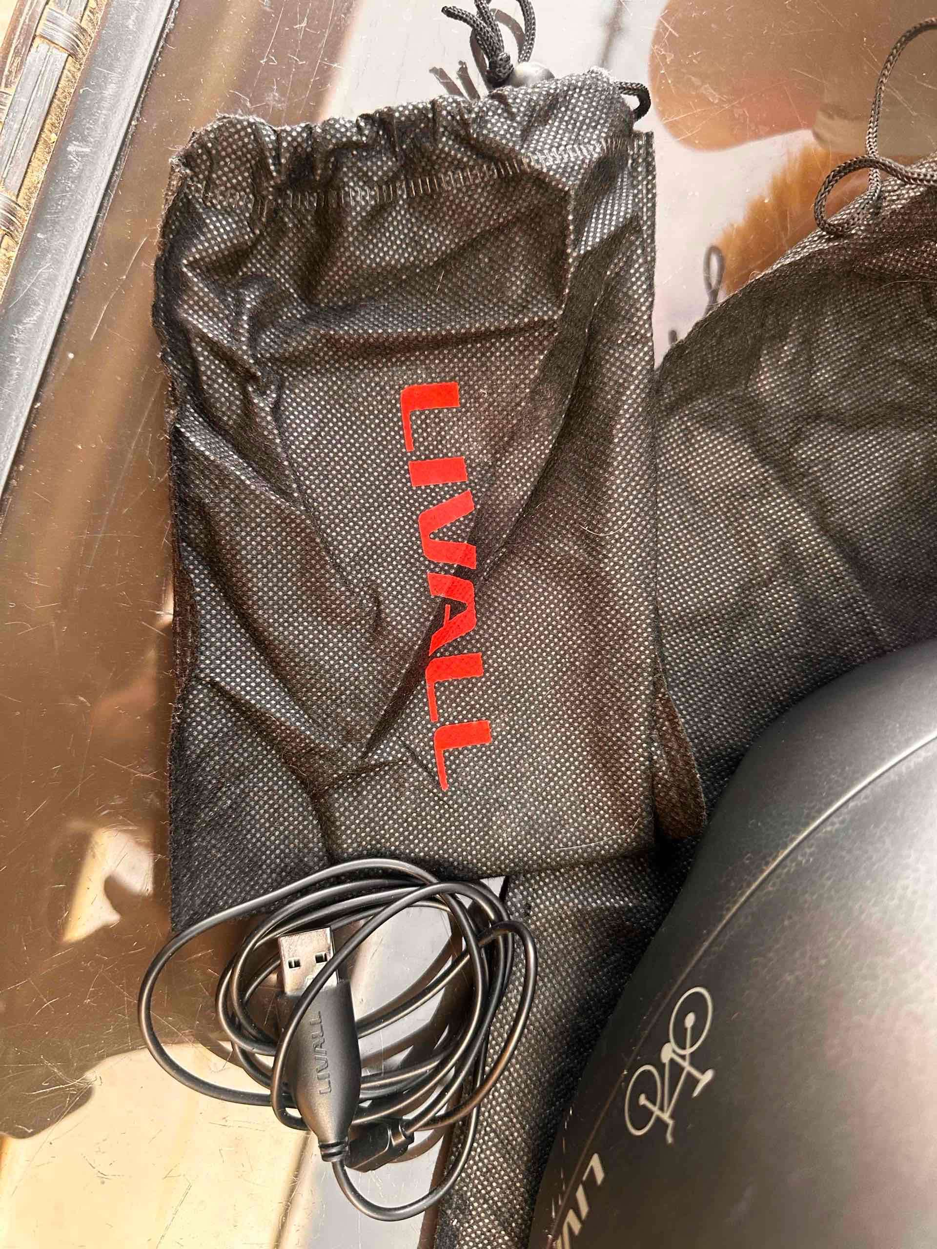 Casco Livall con luz LED - miniatura 5