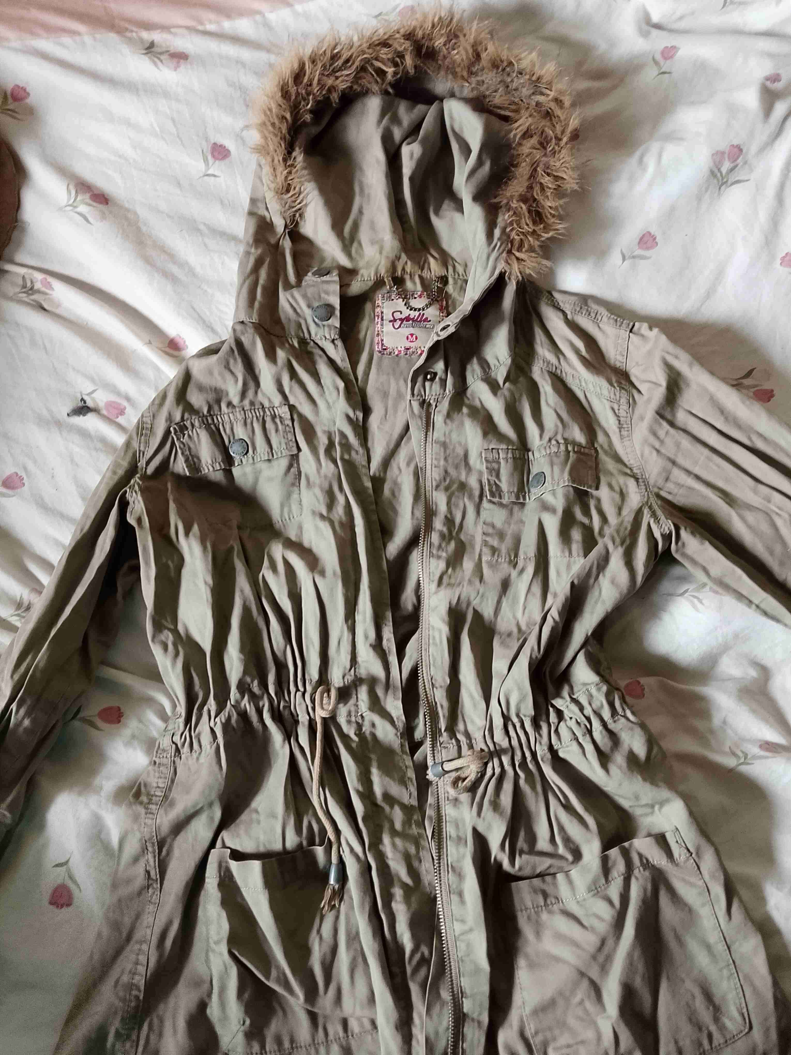 Parka beige con capucha - miniatura 1