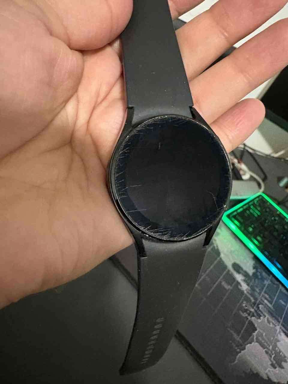 Reloj Samsung Galaxy Watch 4 Negro - 2