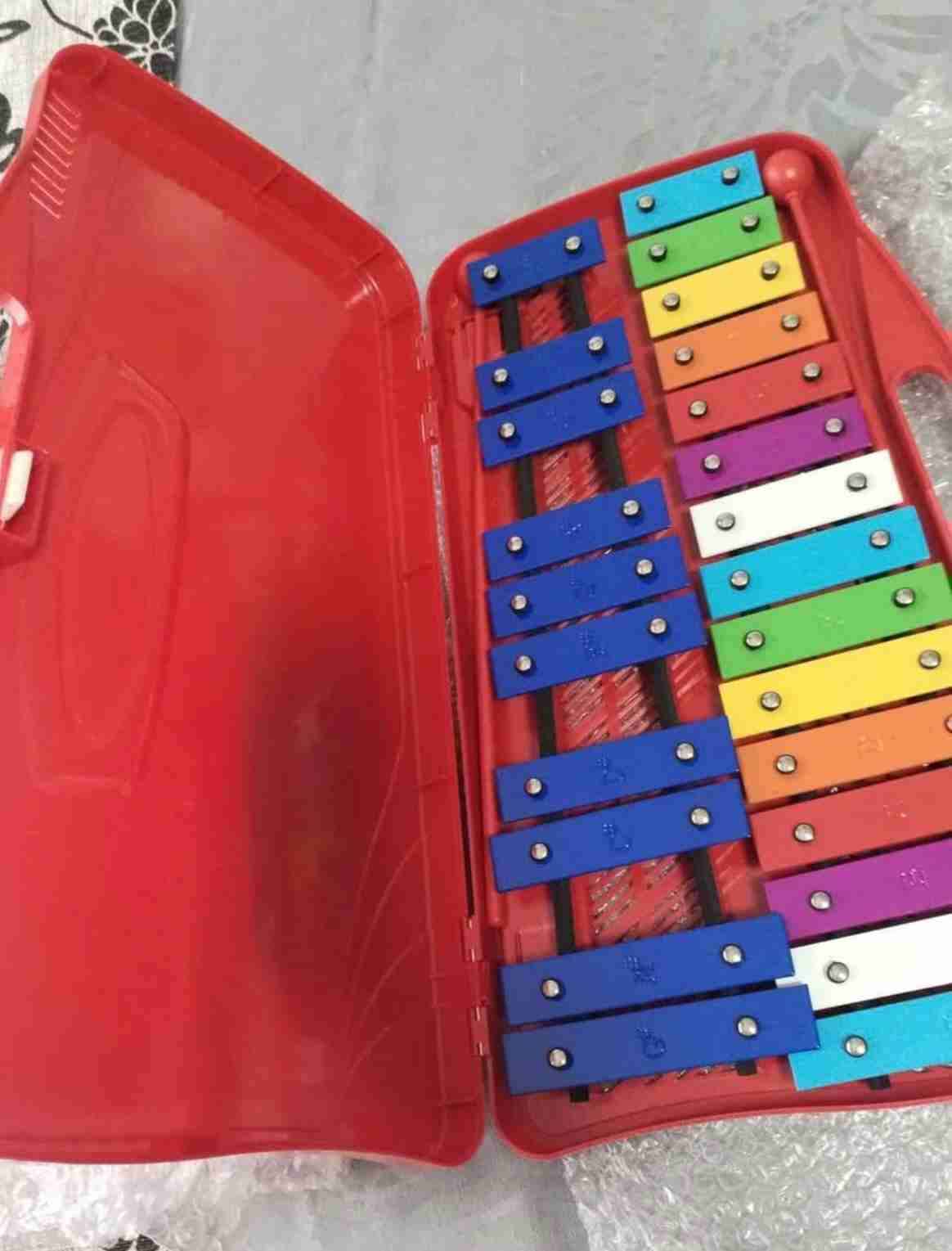 Metalófono colorido en estuche - 3