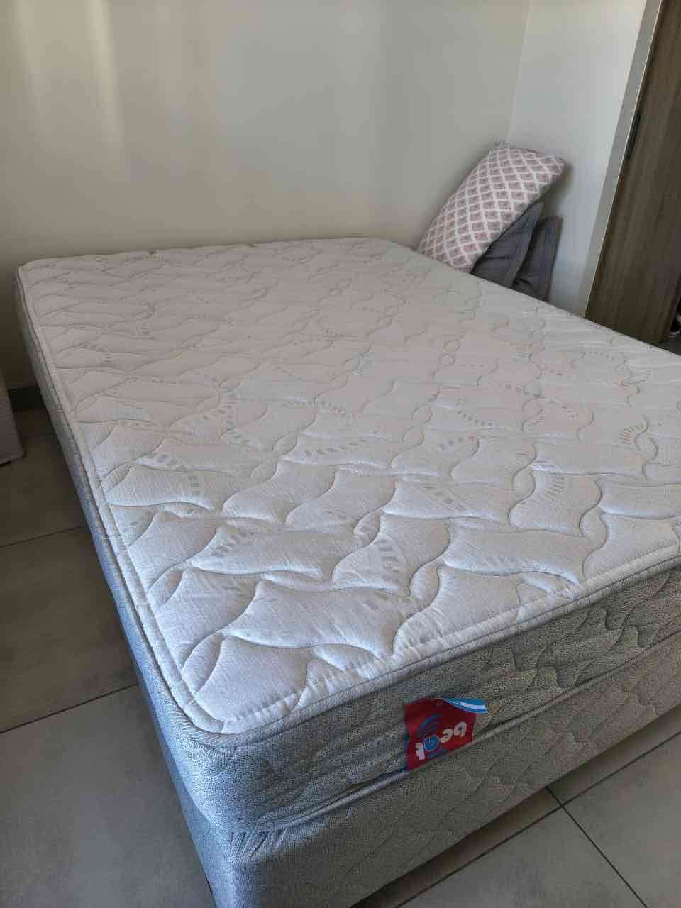 Colchón de dos plazas - miniatura 1