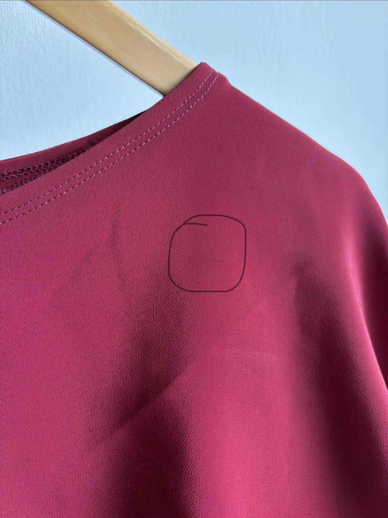 Blusa burdeo manga corta - miniatura 2