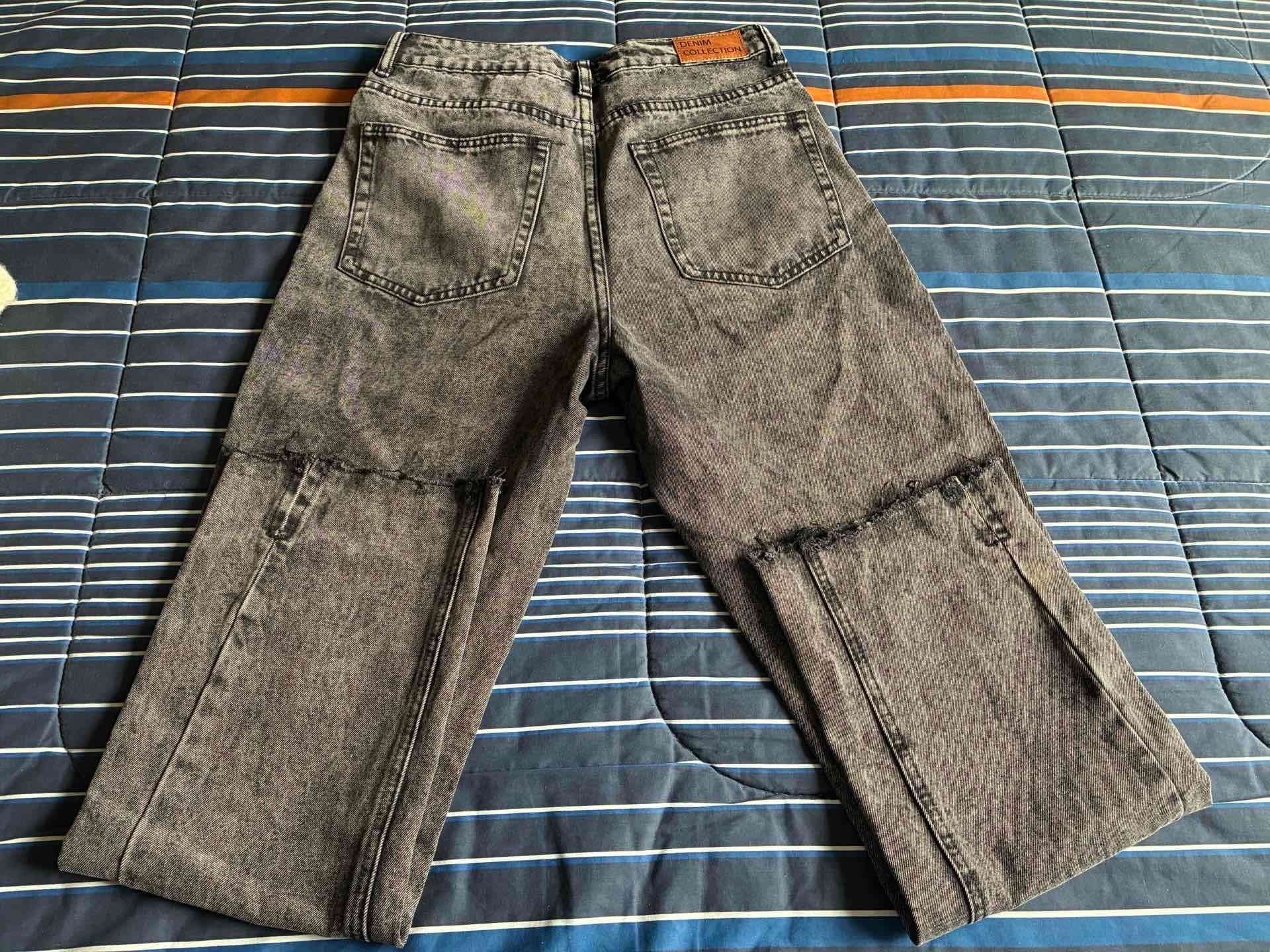 Jeans negros, marca No Boundaries, talla 40 - miniatura 2