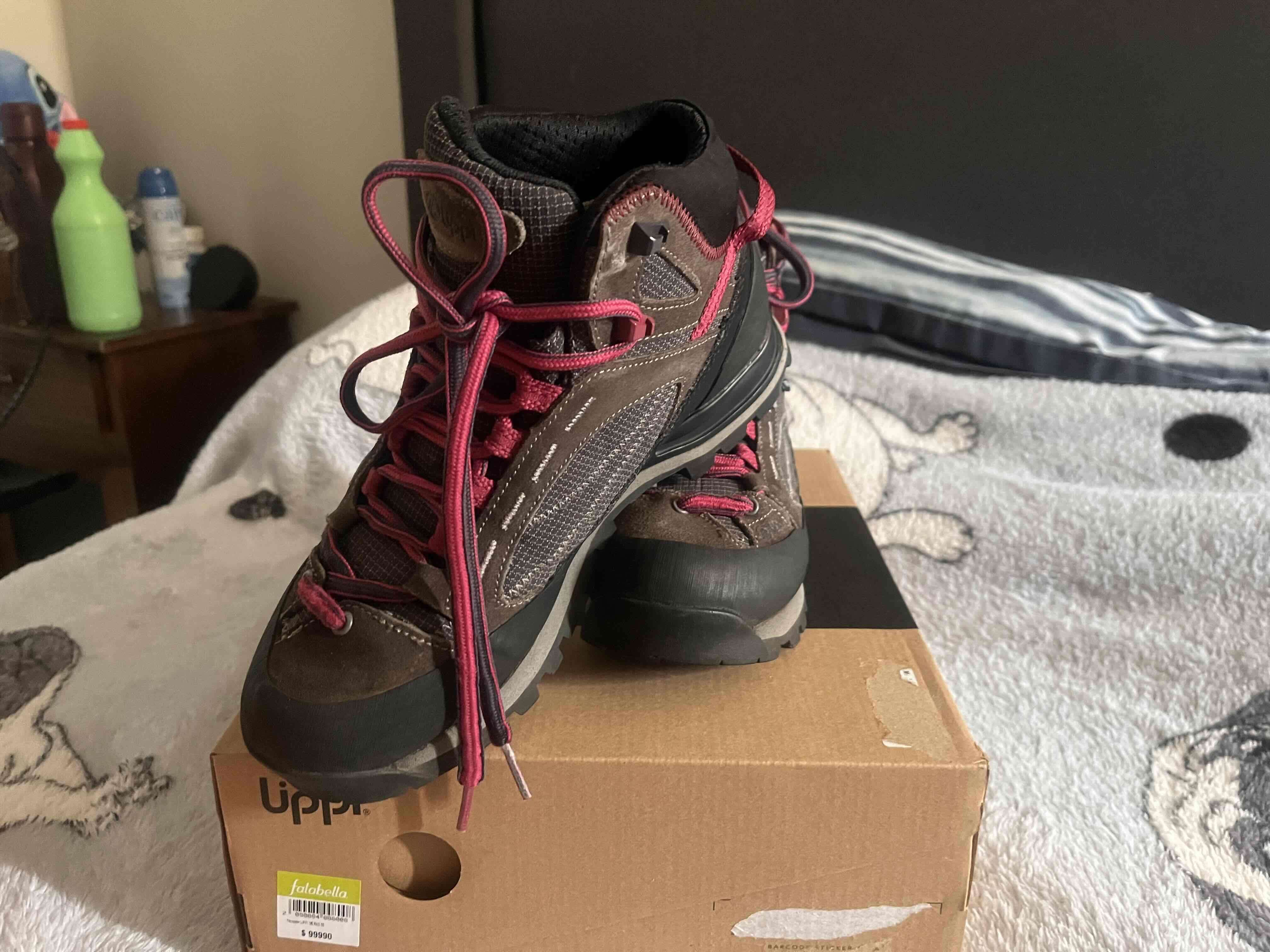 Botas de trekking grises con negro y fusia - miniatura 3