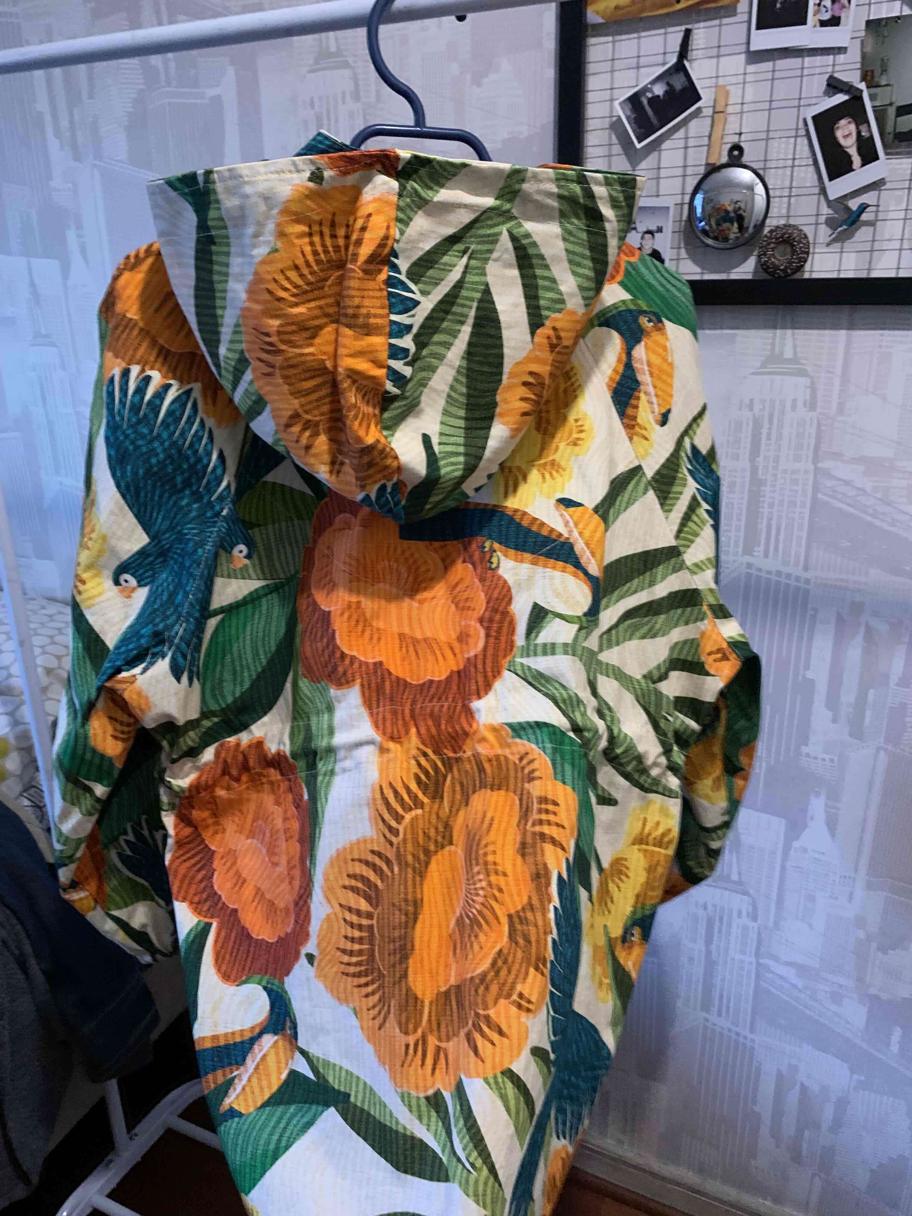 Parka impermeable con flores - miniatura 5