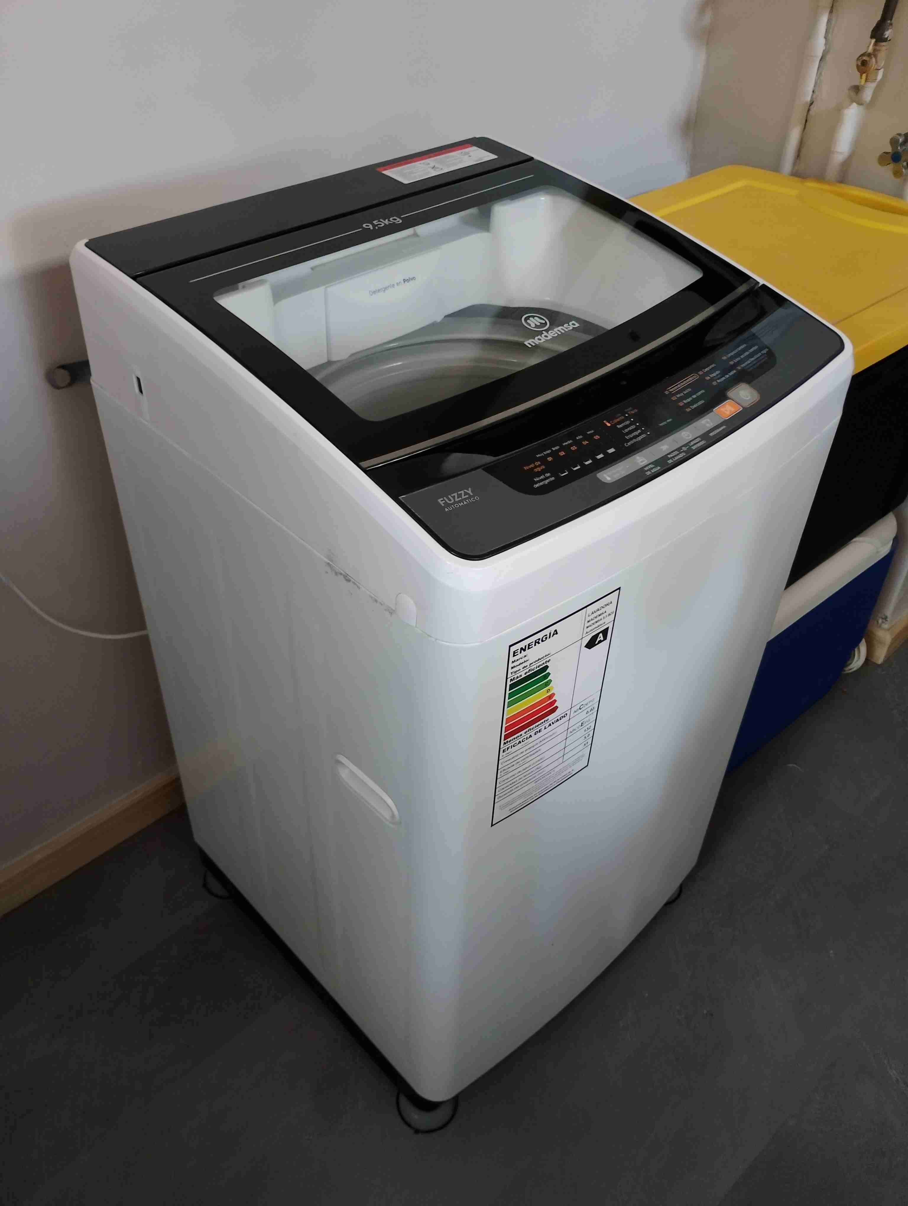 Lavadora carga superior 9,5 kilos Mademsa Fuzzy - miniatura 2