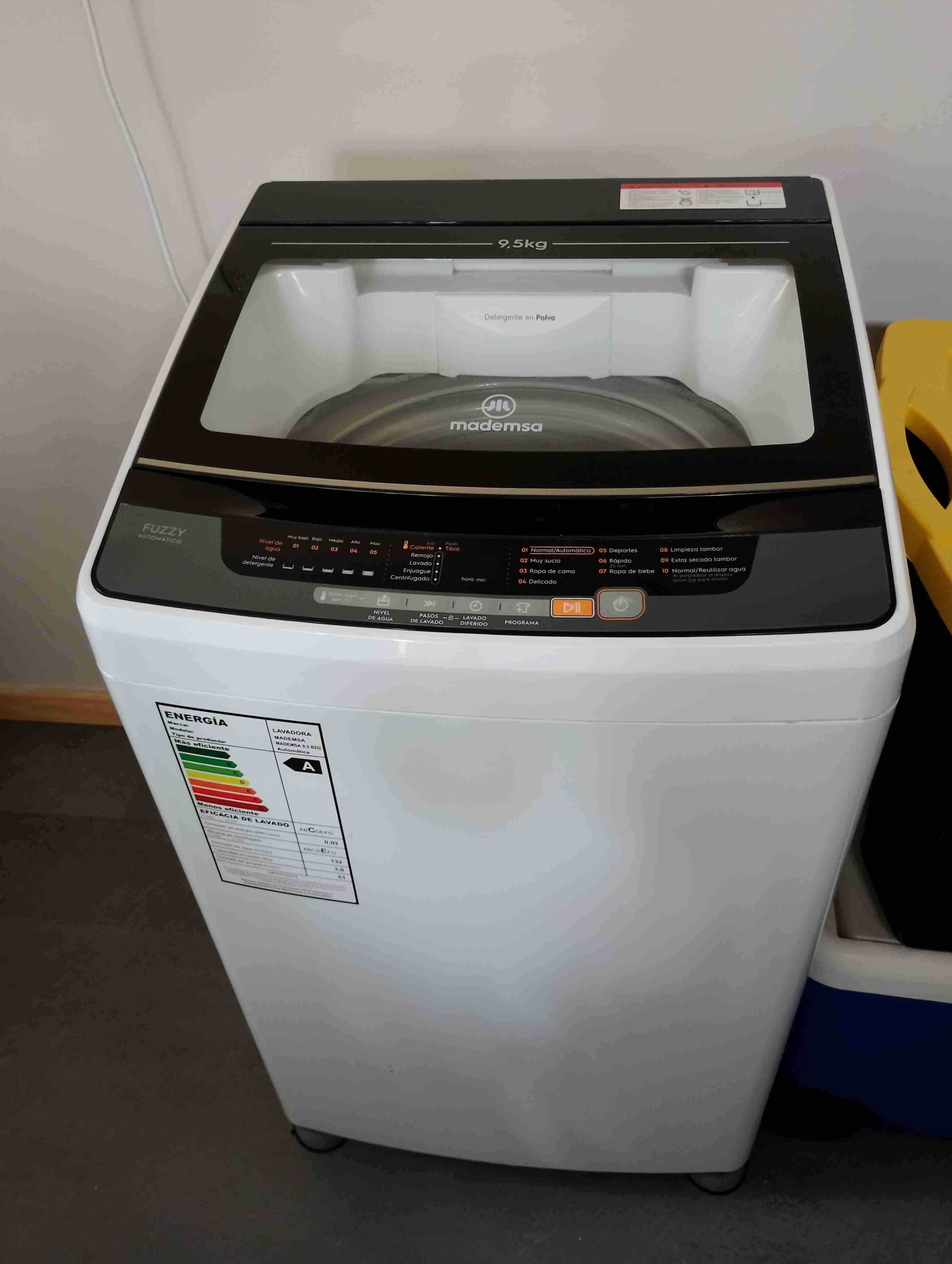 Lavadora carga superior 9,5 kilos Mademsa Fuzzy - miniatura 3