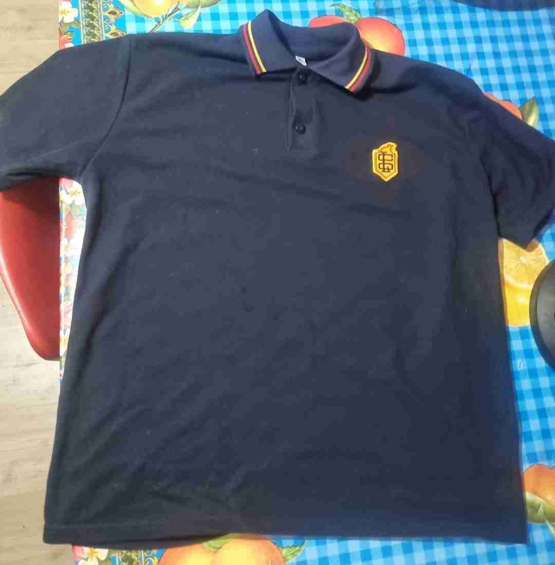 Buzo de liceo comercial - miniatura 3