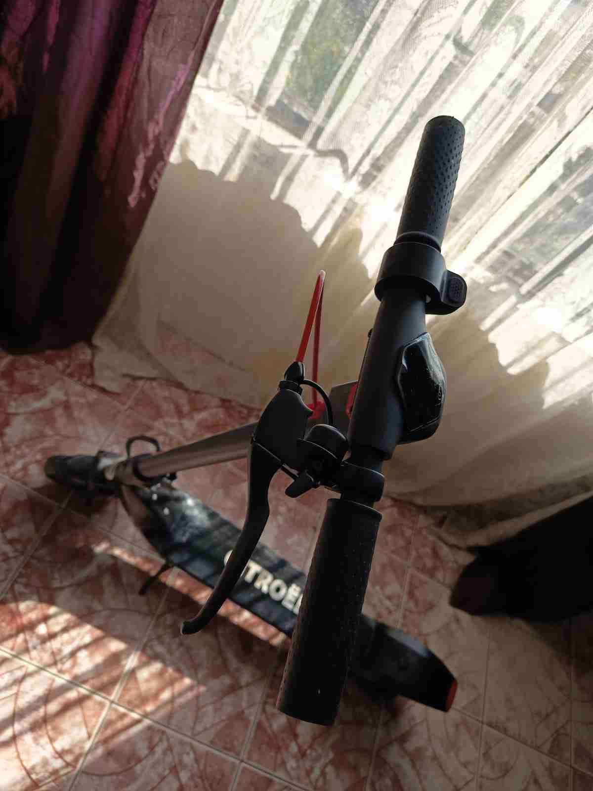 Scooter eléctrico Citroën - miniatura 3