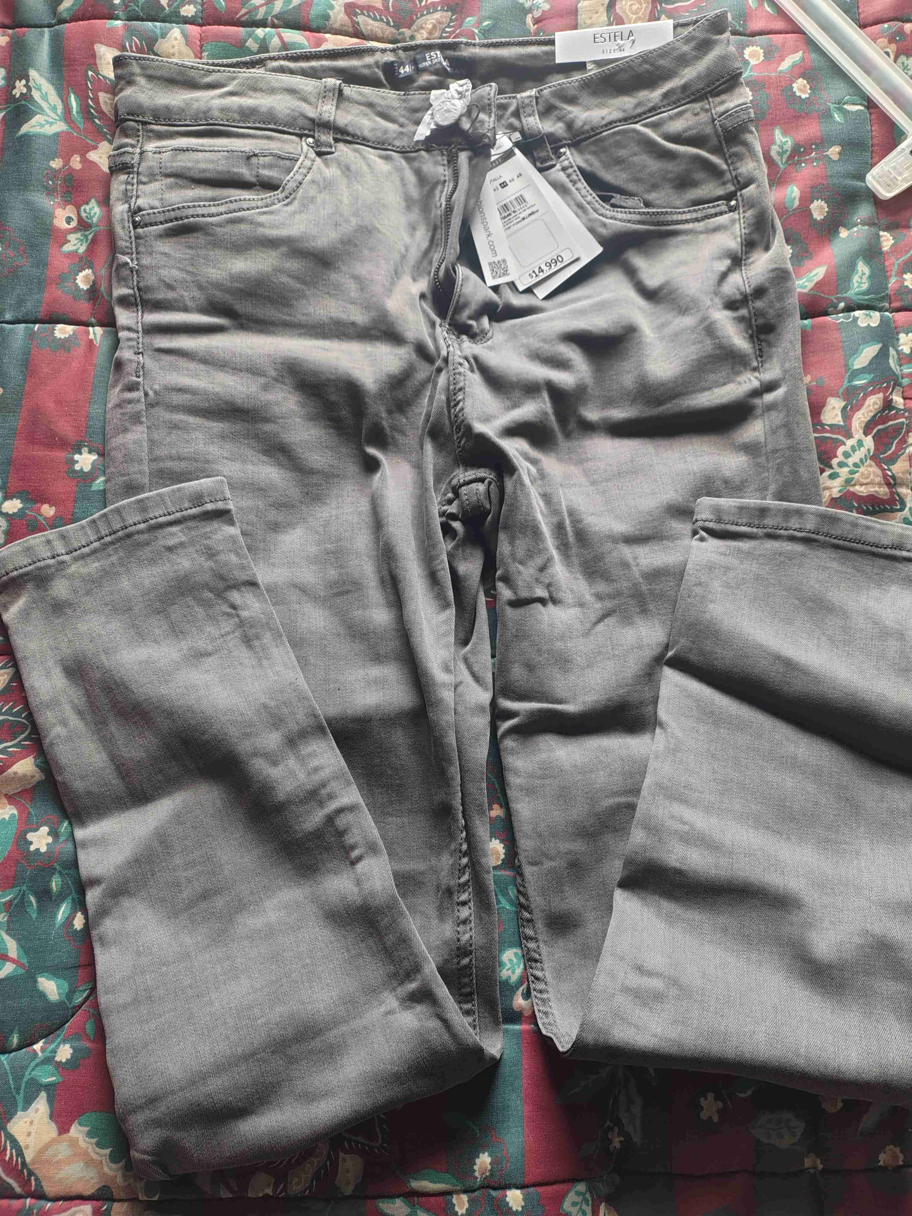 Jeans grises marca Estefanía - 1