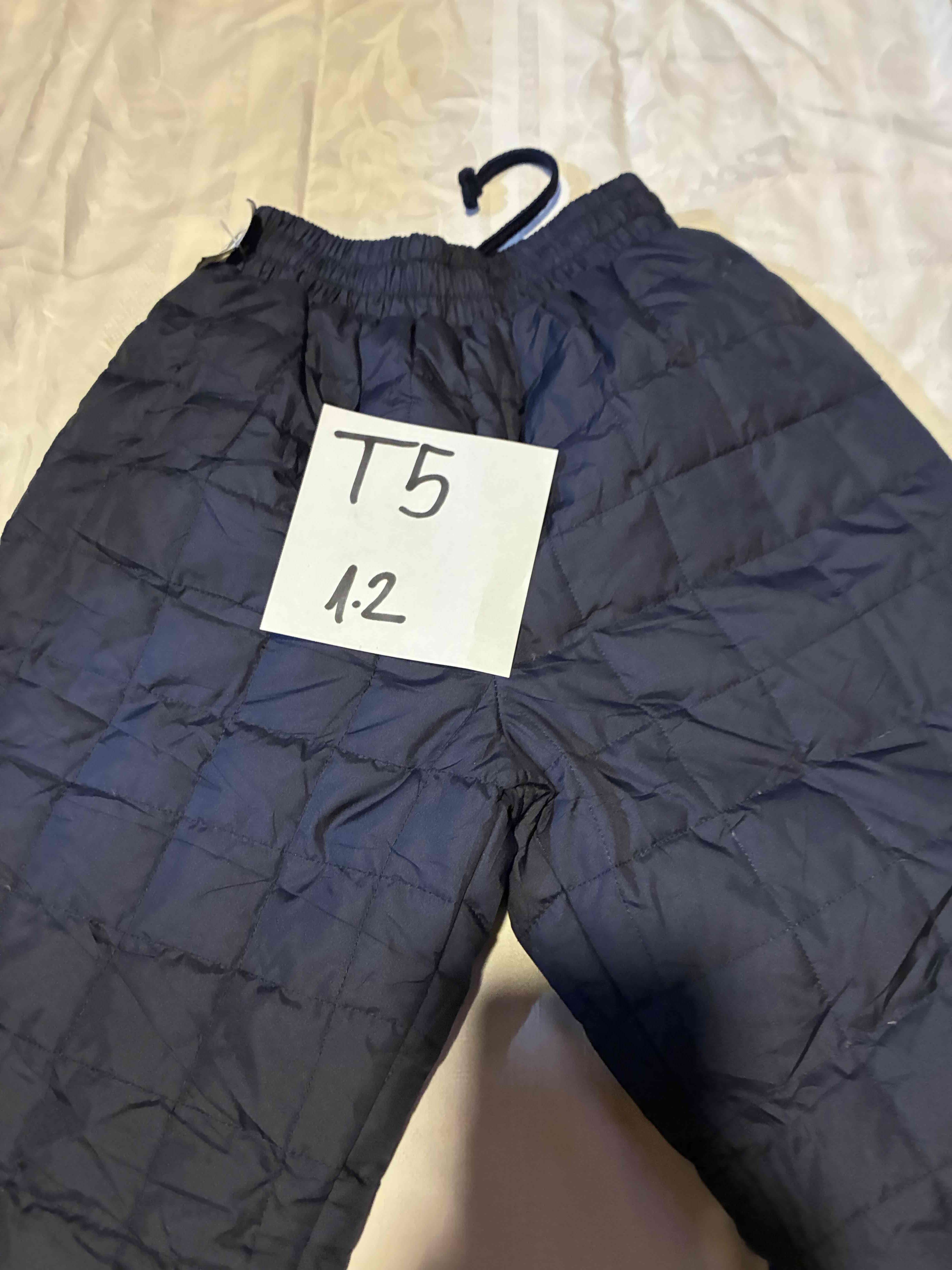 Pantalones acolchados negros para la nieve - miniatura 2