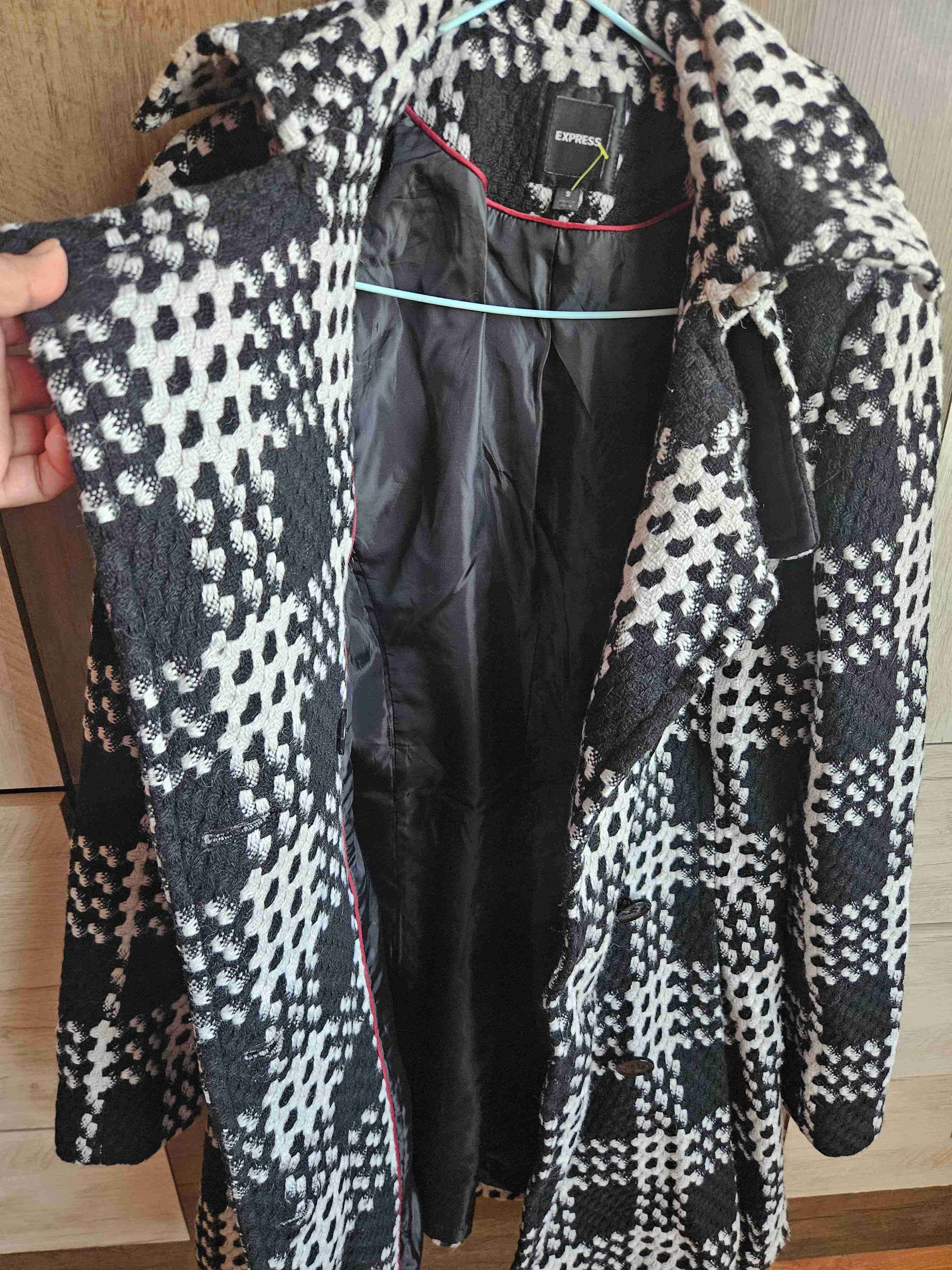 Abrigo de cuadros blanco y negro - miniatura 5