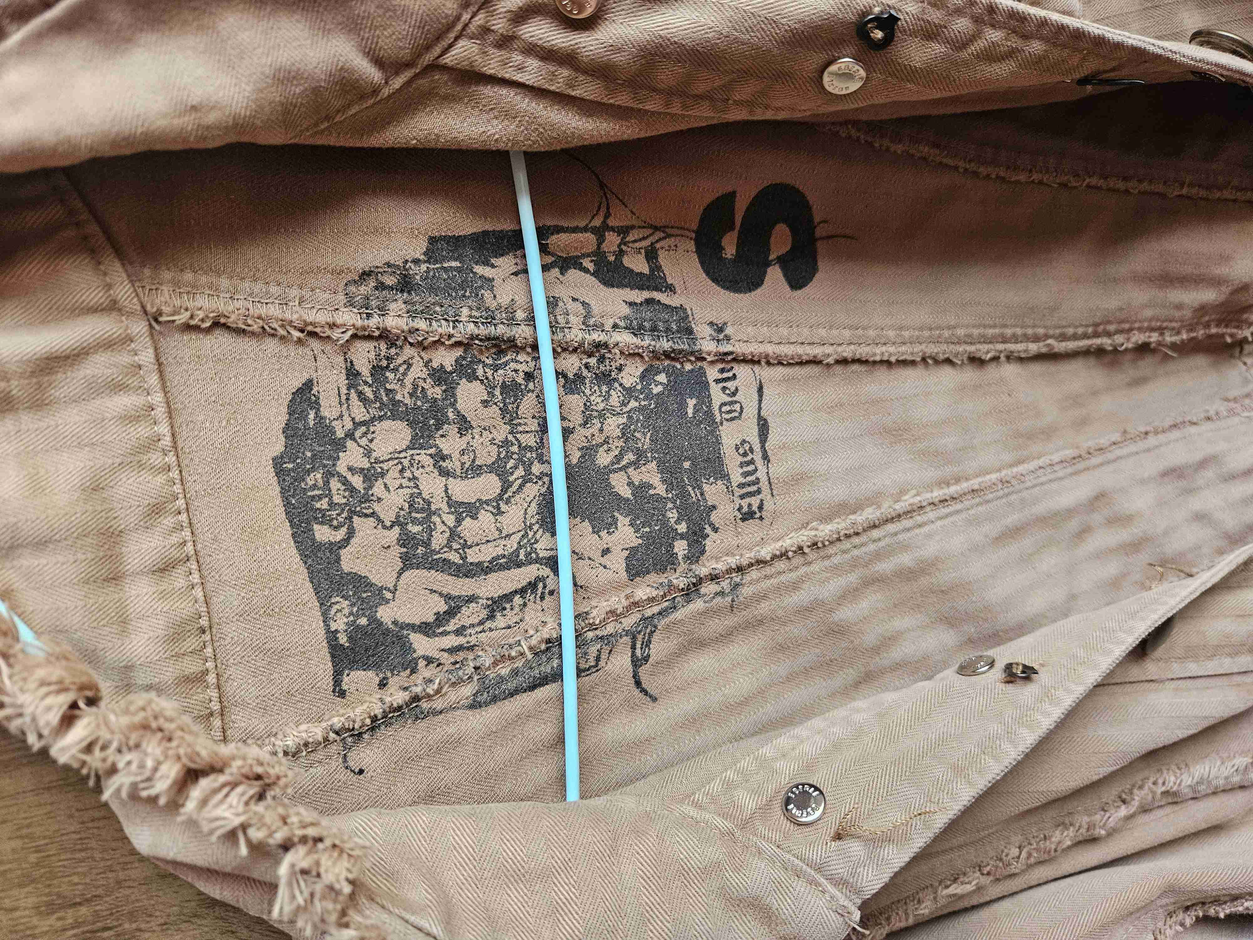 Chaqueta beige estilo militar - miniatura 2