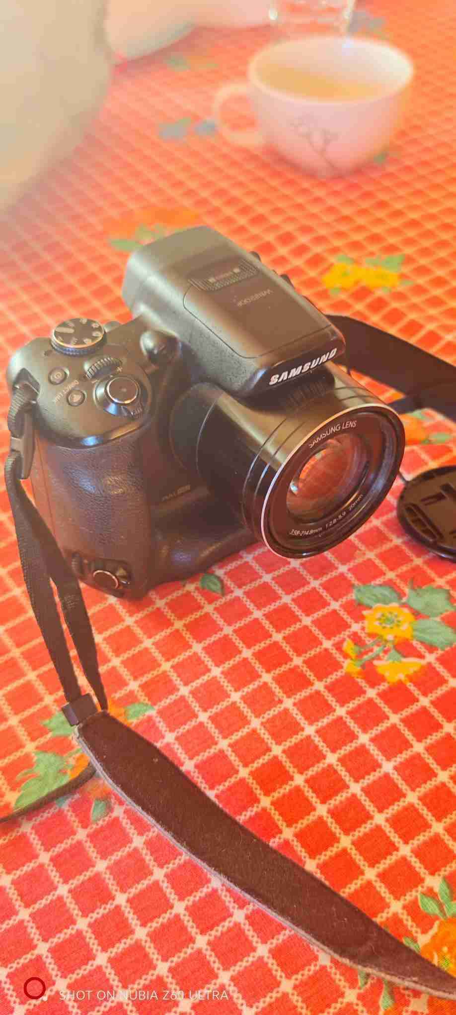 Cámara Samsung con flash - miniatura 2