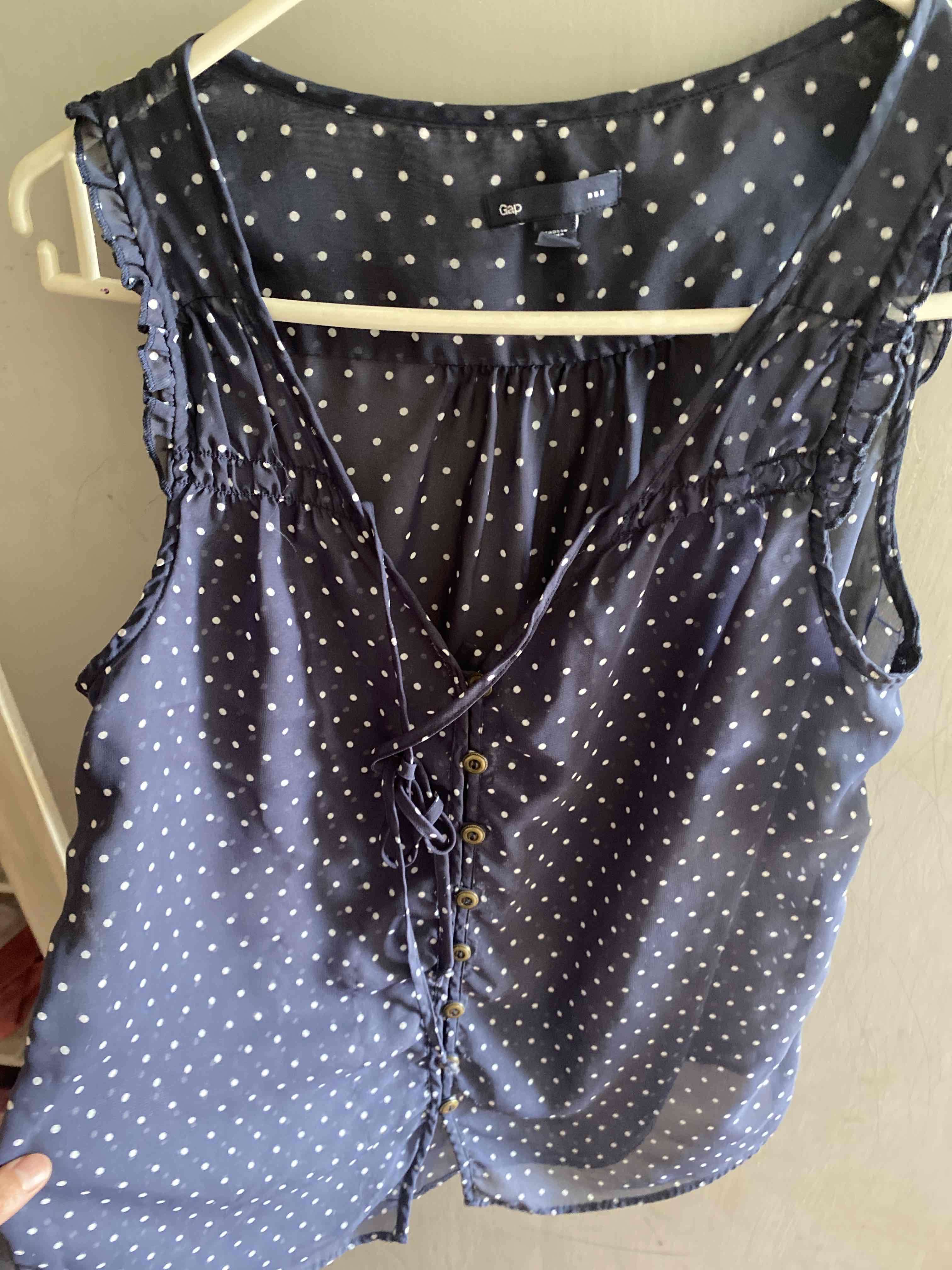 Blusa azul de lunares Gap
