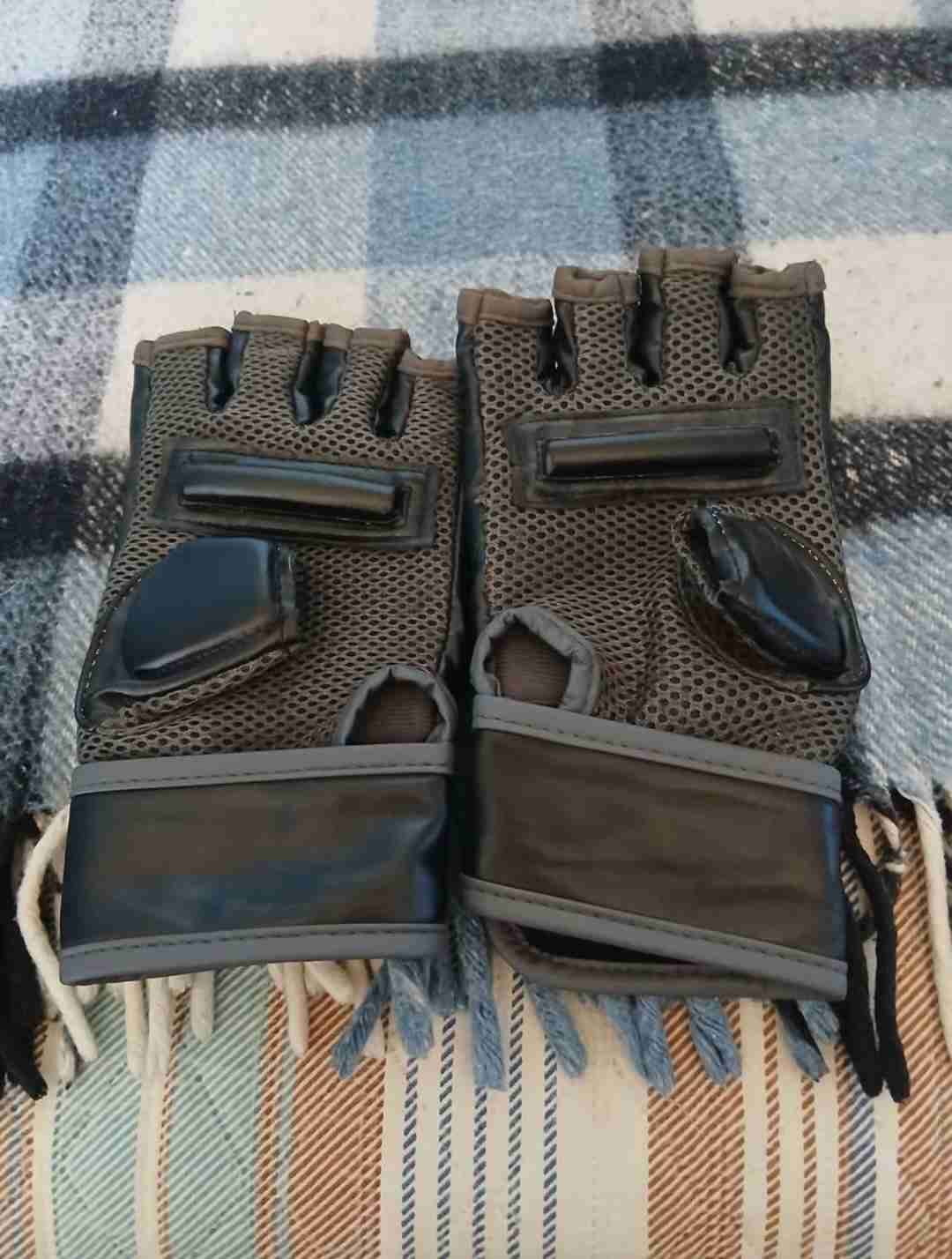 Guantes MMA Everlast negros - 2