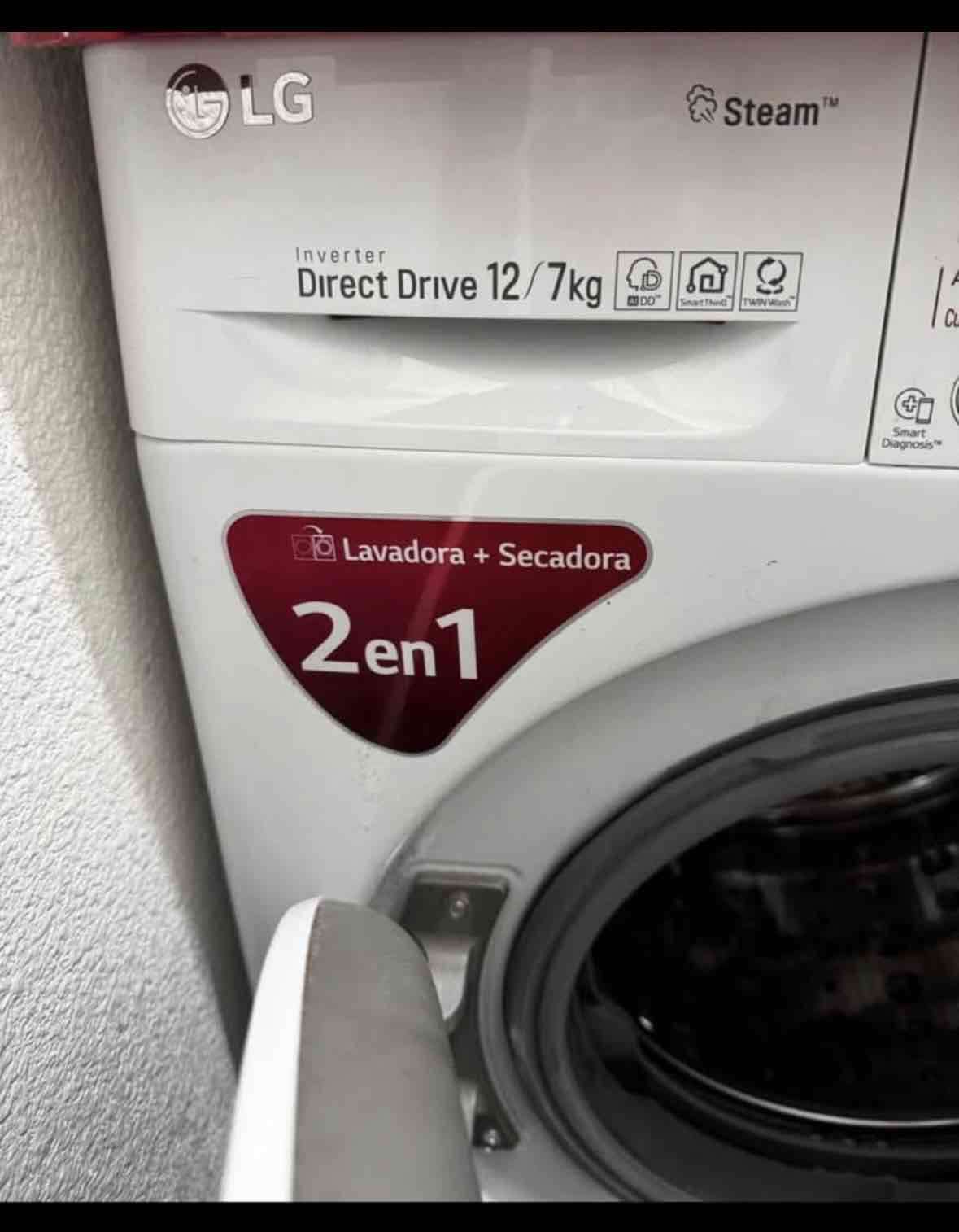 Lavadora y secadora LG 2 en 1 - miniatura 3