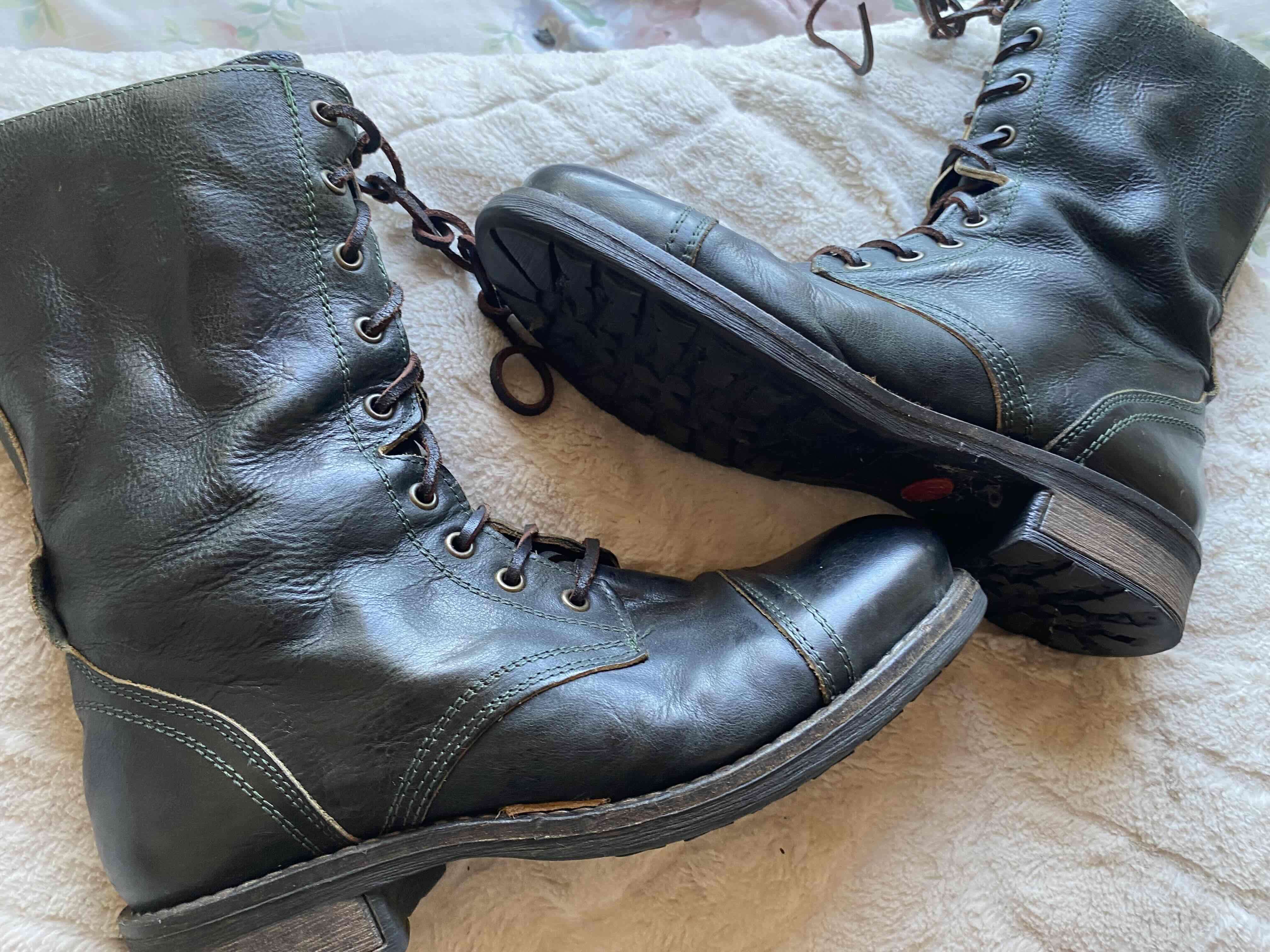 Botas de cuero negras - 1