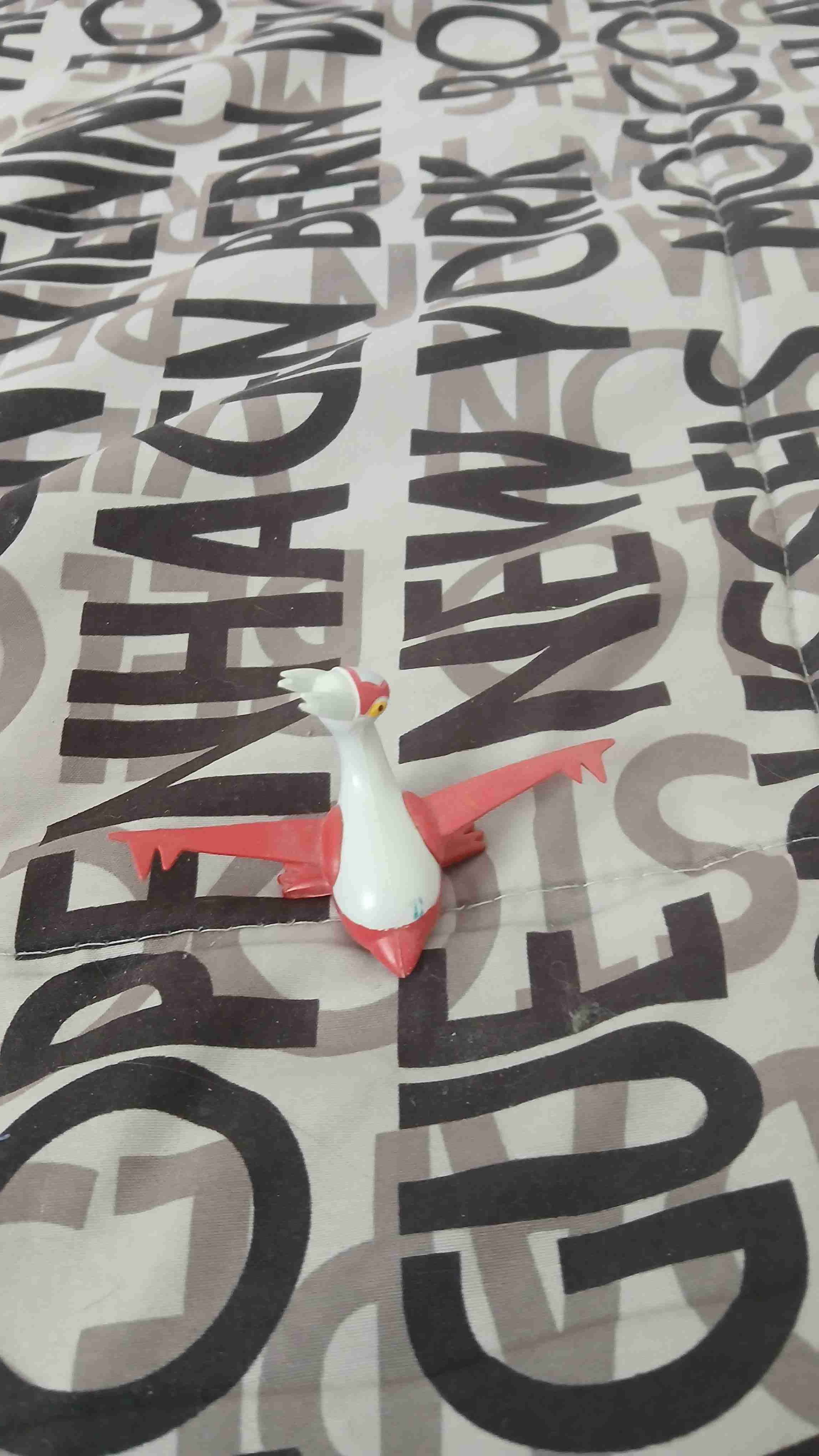 Figura Latias Pokémon - miniatura 2