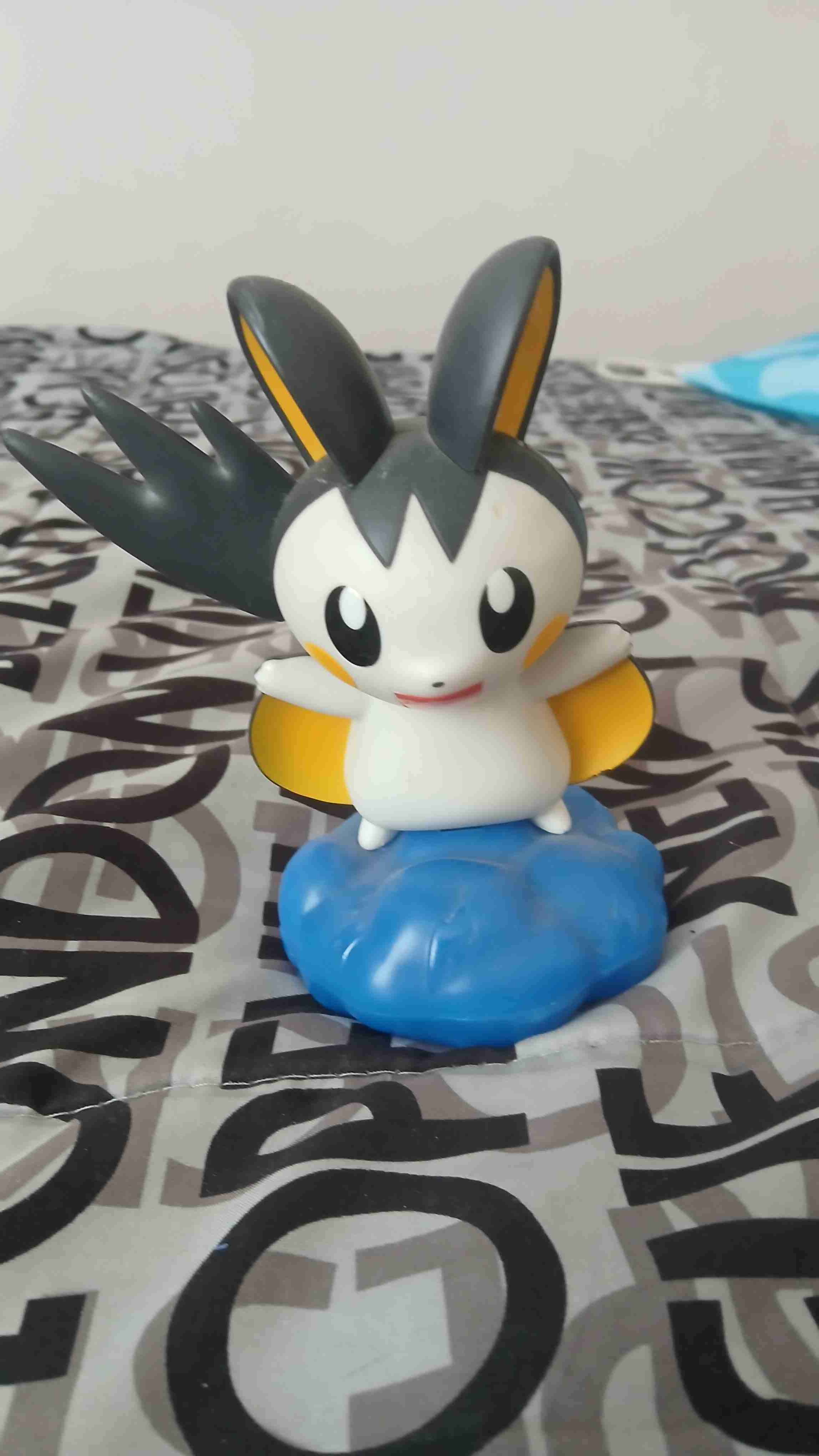 Figura Emolga Pokémon - miniatura 1