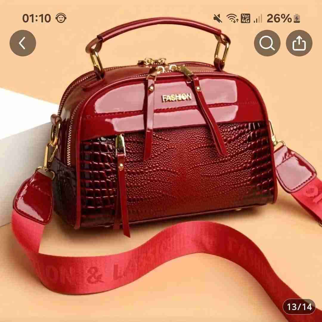 Cartera de mano rojo brillante - 1