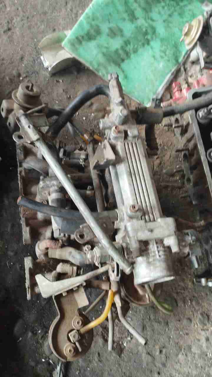 Culata de motor usada para rectificar - miniatura 5