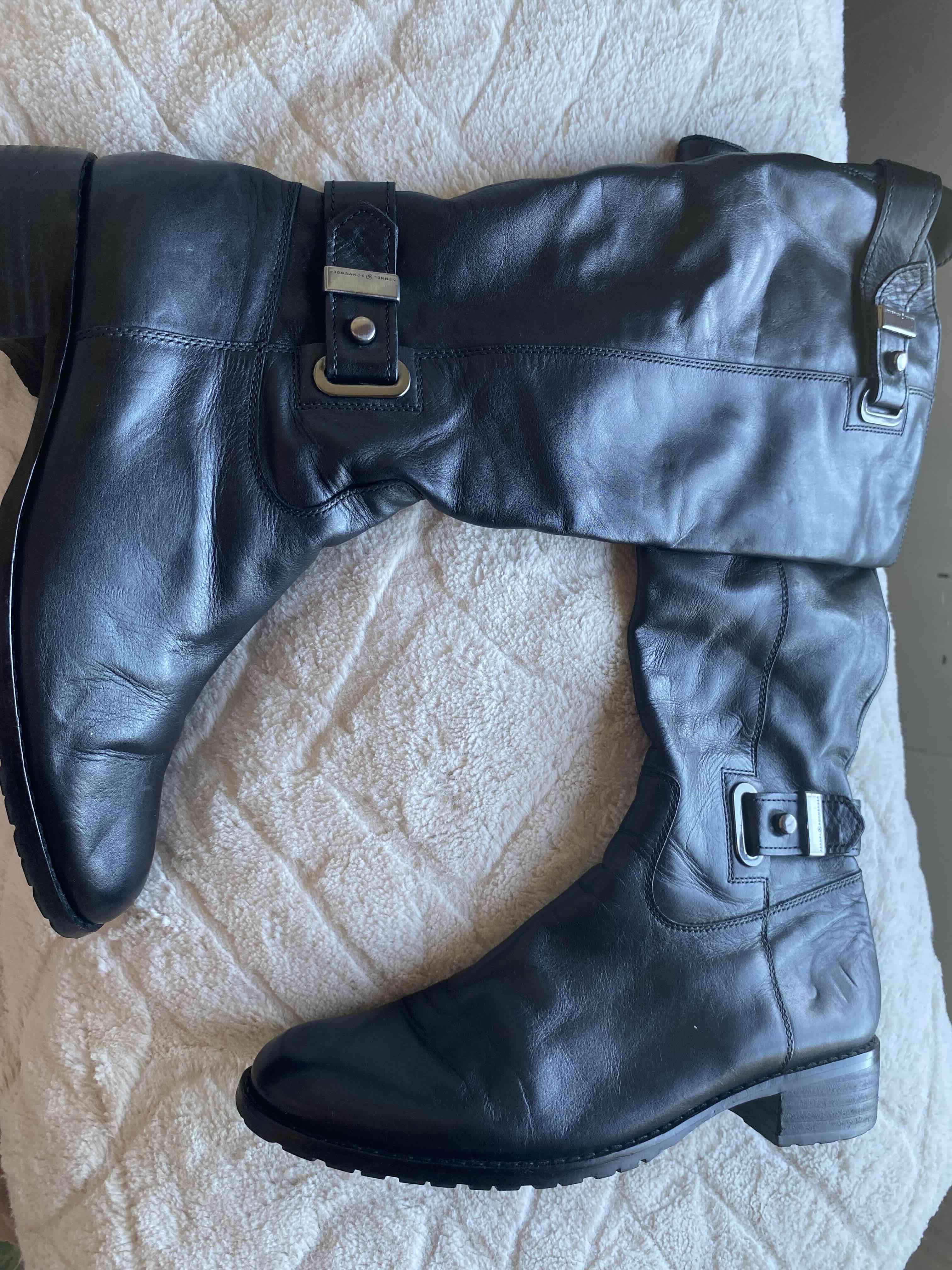 Botas de cuero negras altas - miniatura 5