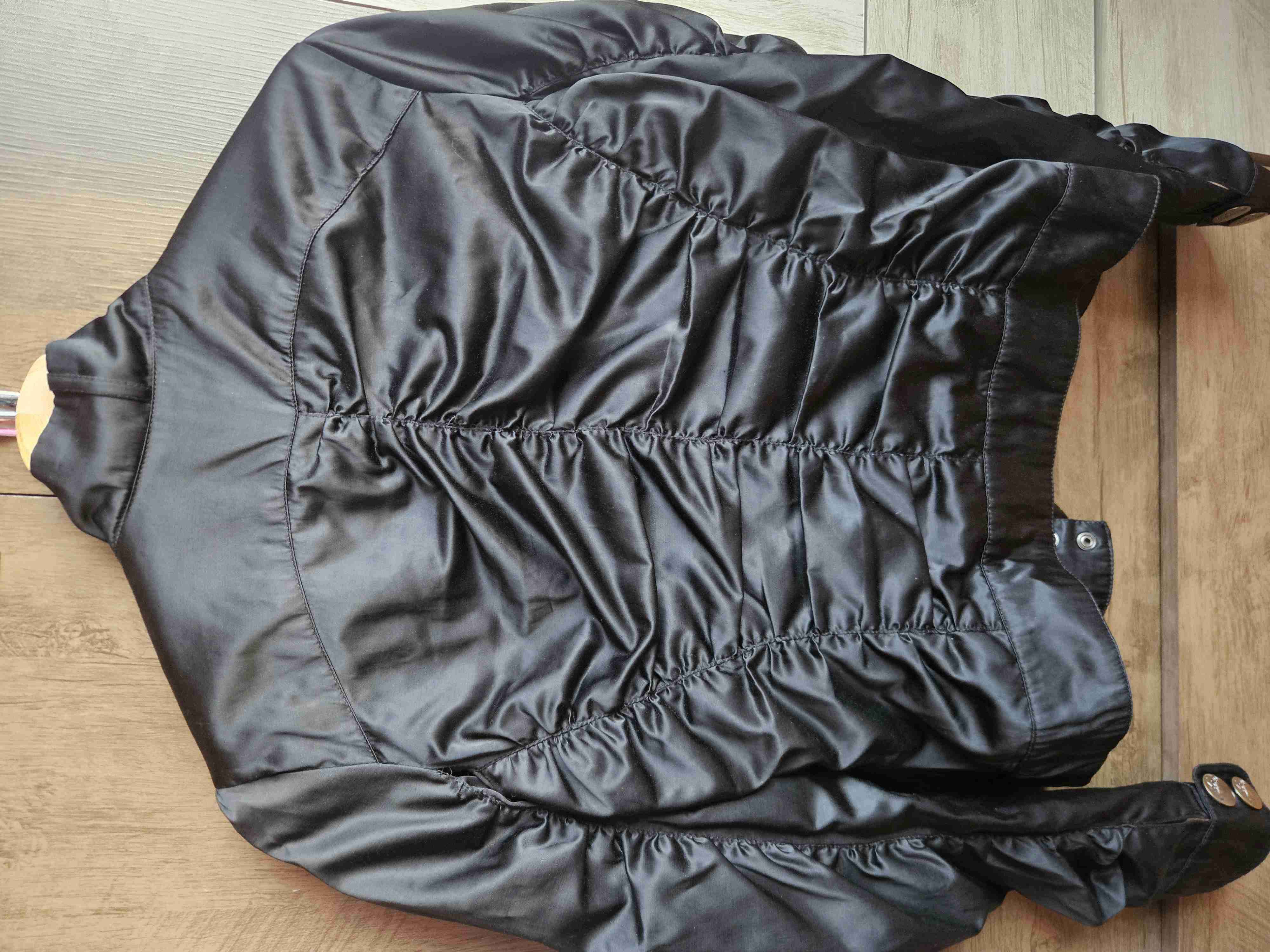 Chaqueta negra ajustada - miniatura 4