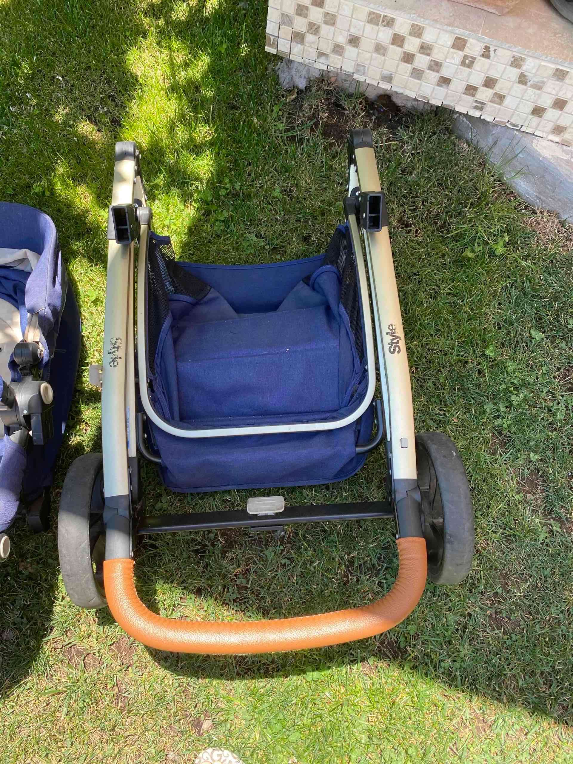 Coche de bebé azul - miniatura 5