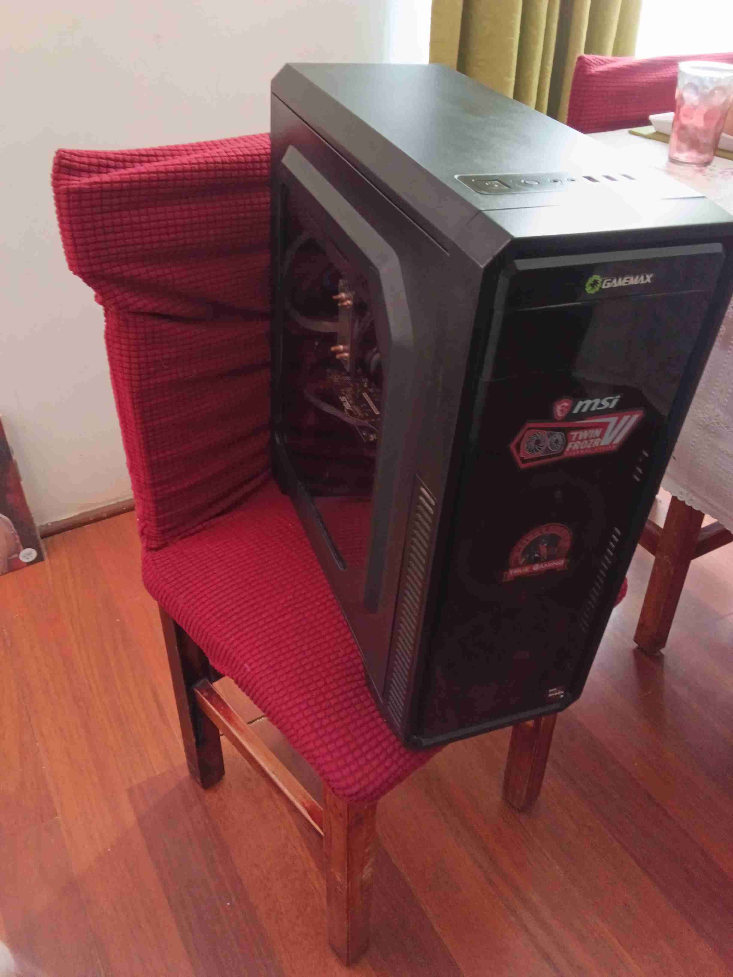 PC Gamer MSI Gabinete ATX - miniatura 1