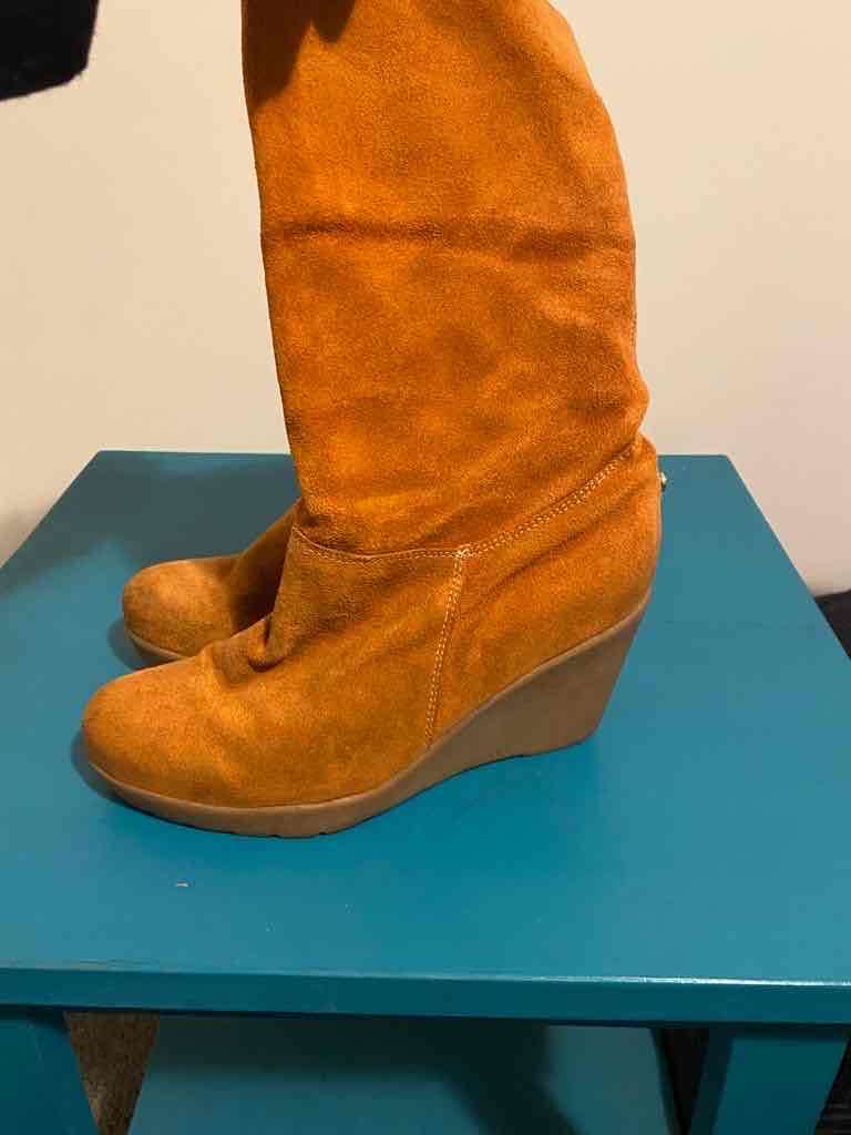 Botas de gamuza marrón