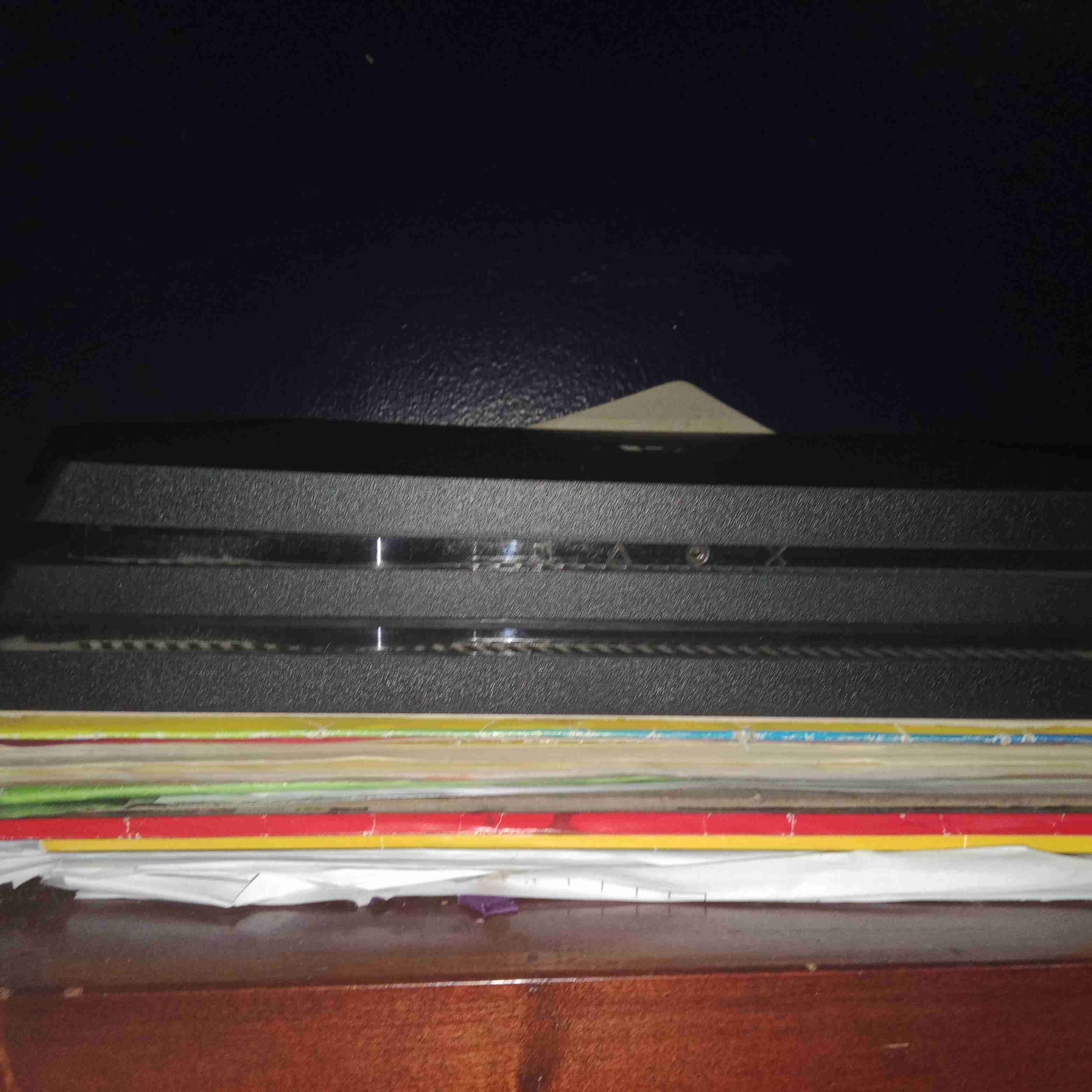 Consola PlayStation 4 Pro sin control - miniatura 3