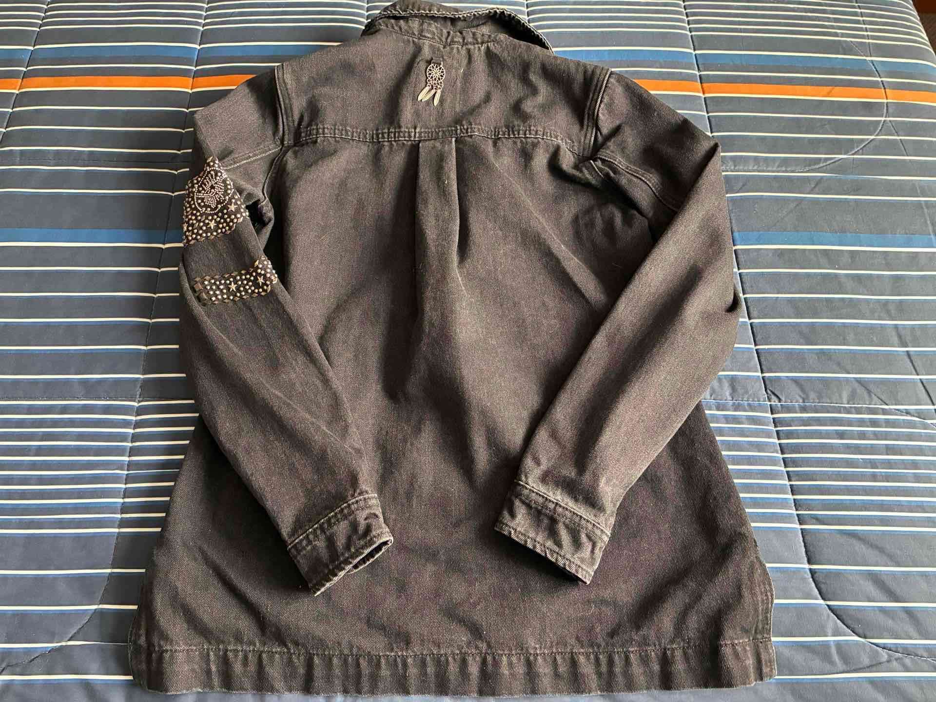 Chaqueta jeans negra, marca Barbados, talla XS - miniatura 2