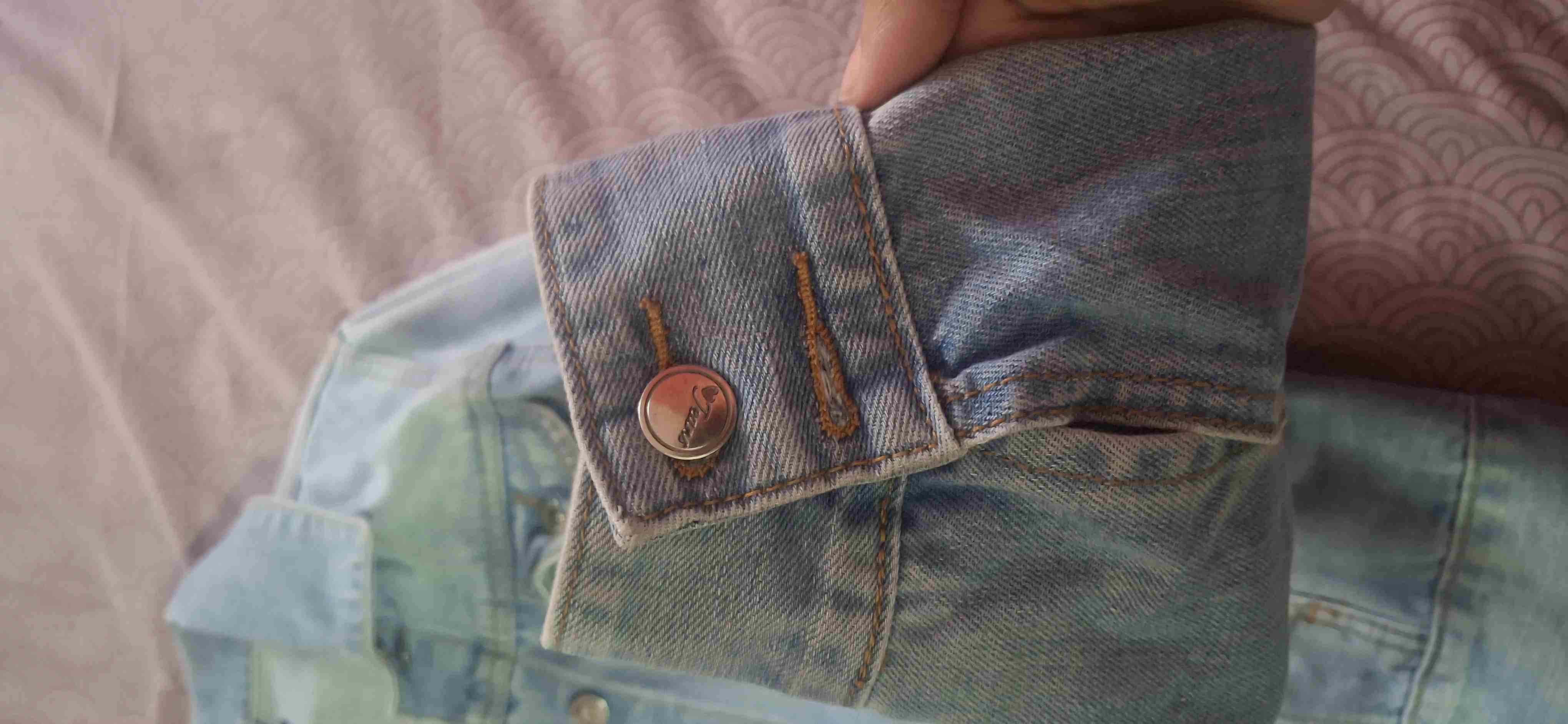 Chaqueta de mezclilla clara - miniatura 3