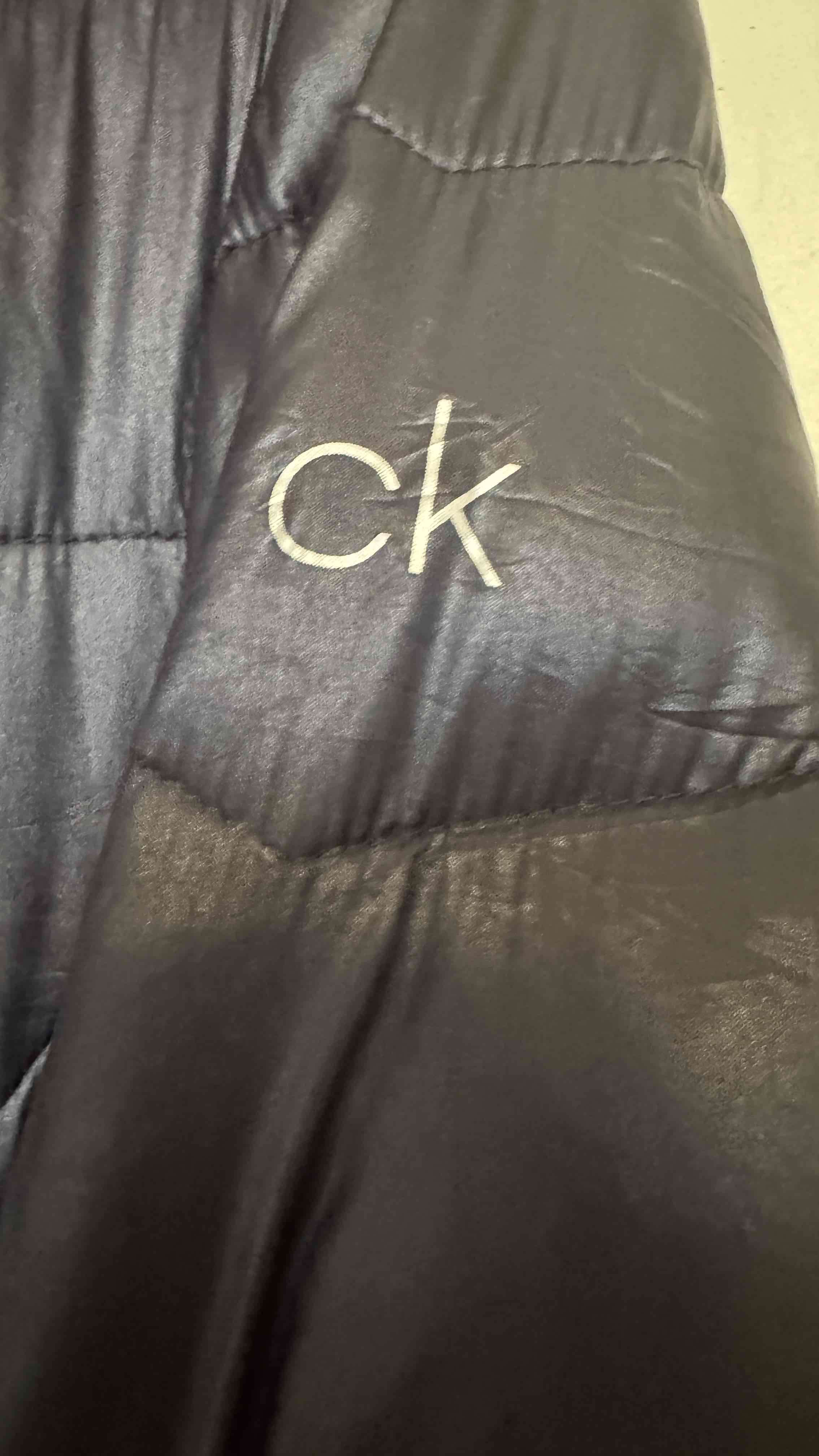 Chaqueta acolchada de plumas  Calvin Klein - miniatura 2