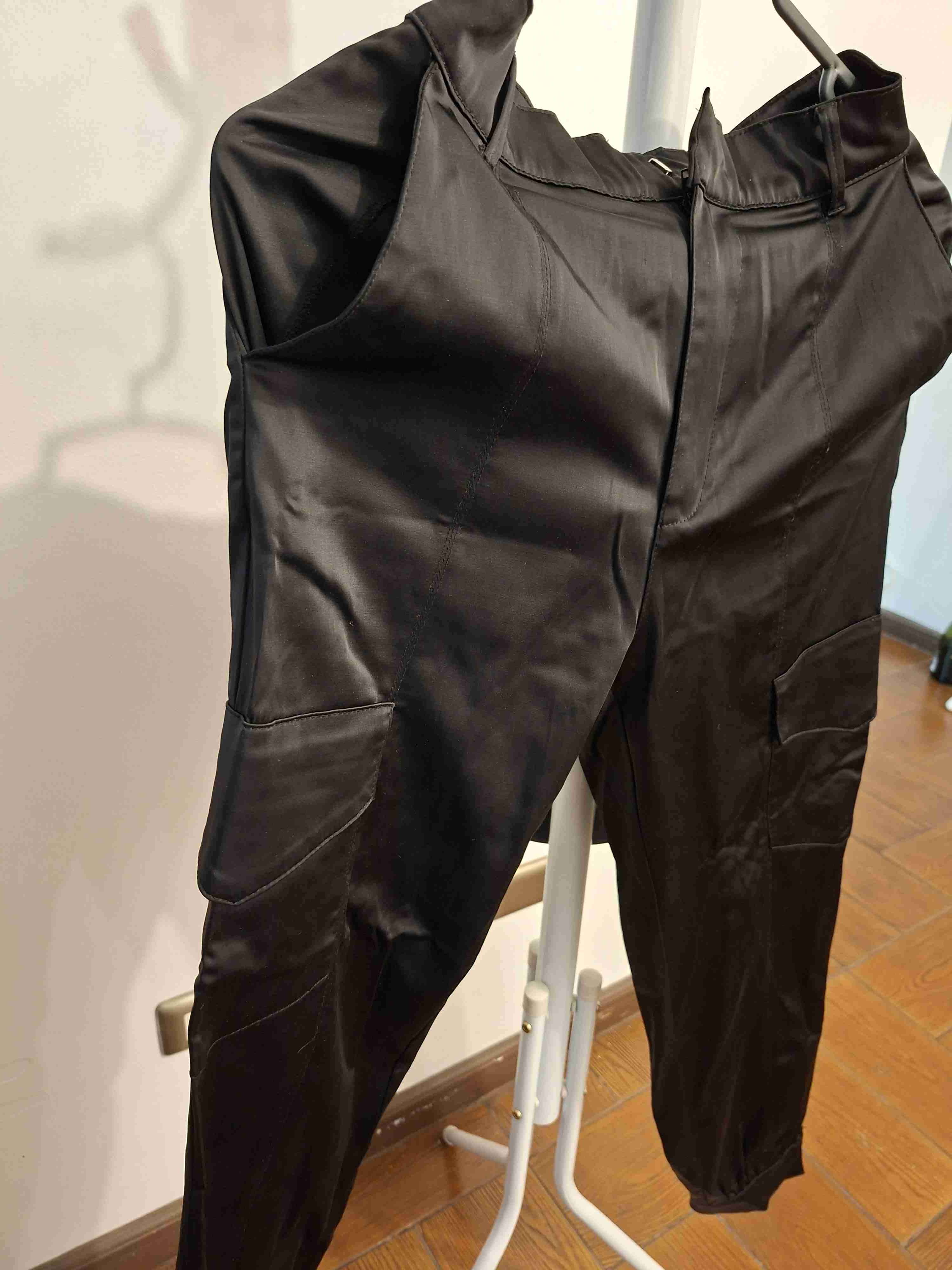 Pantalón cargo negro mujer - miniatura 1