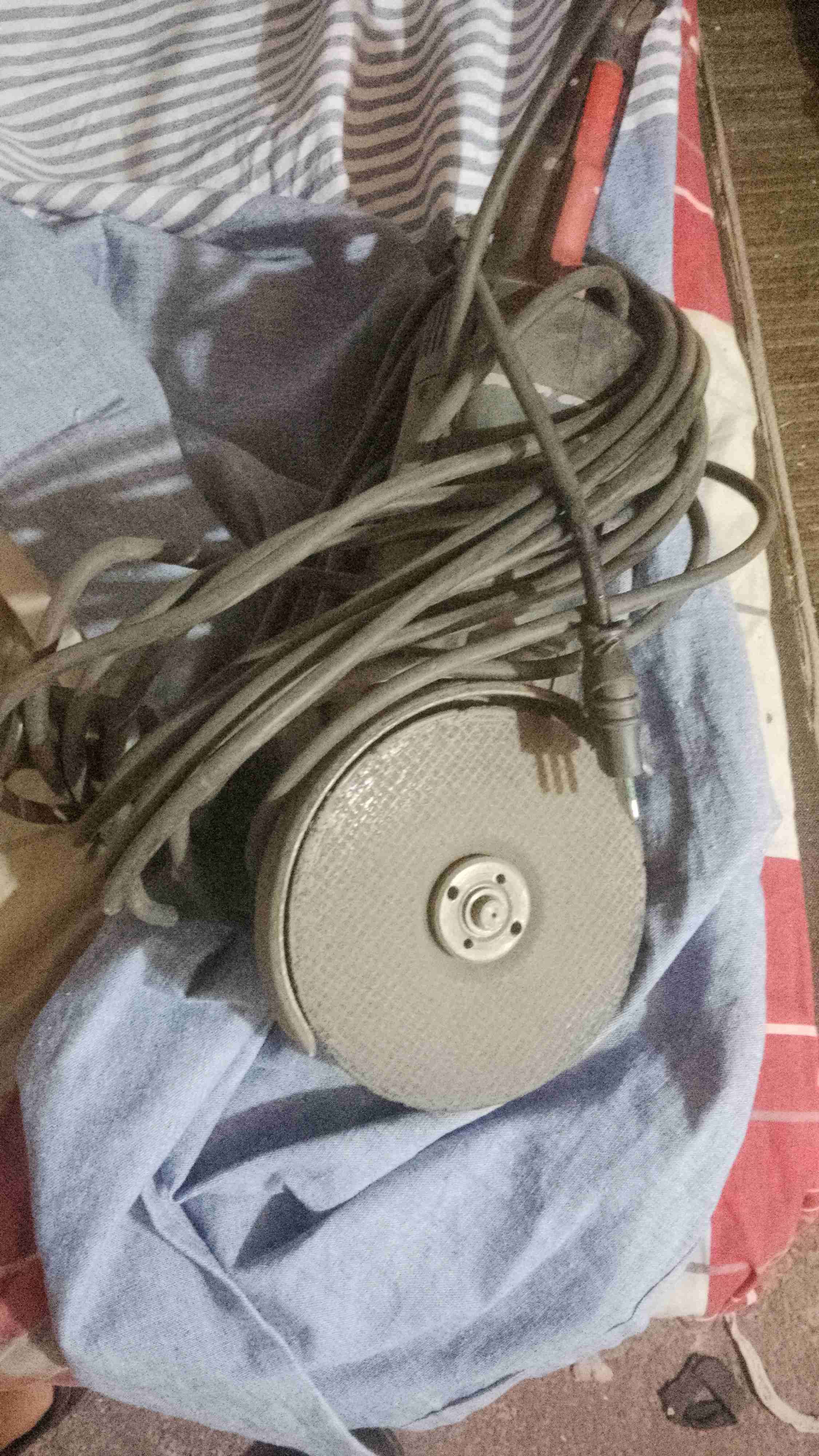 Pulidora eléctrica con cable largo