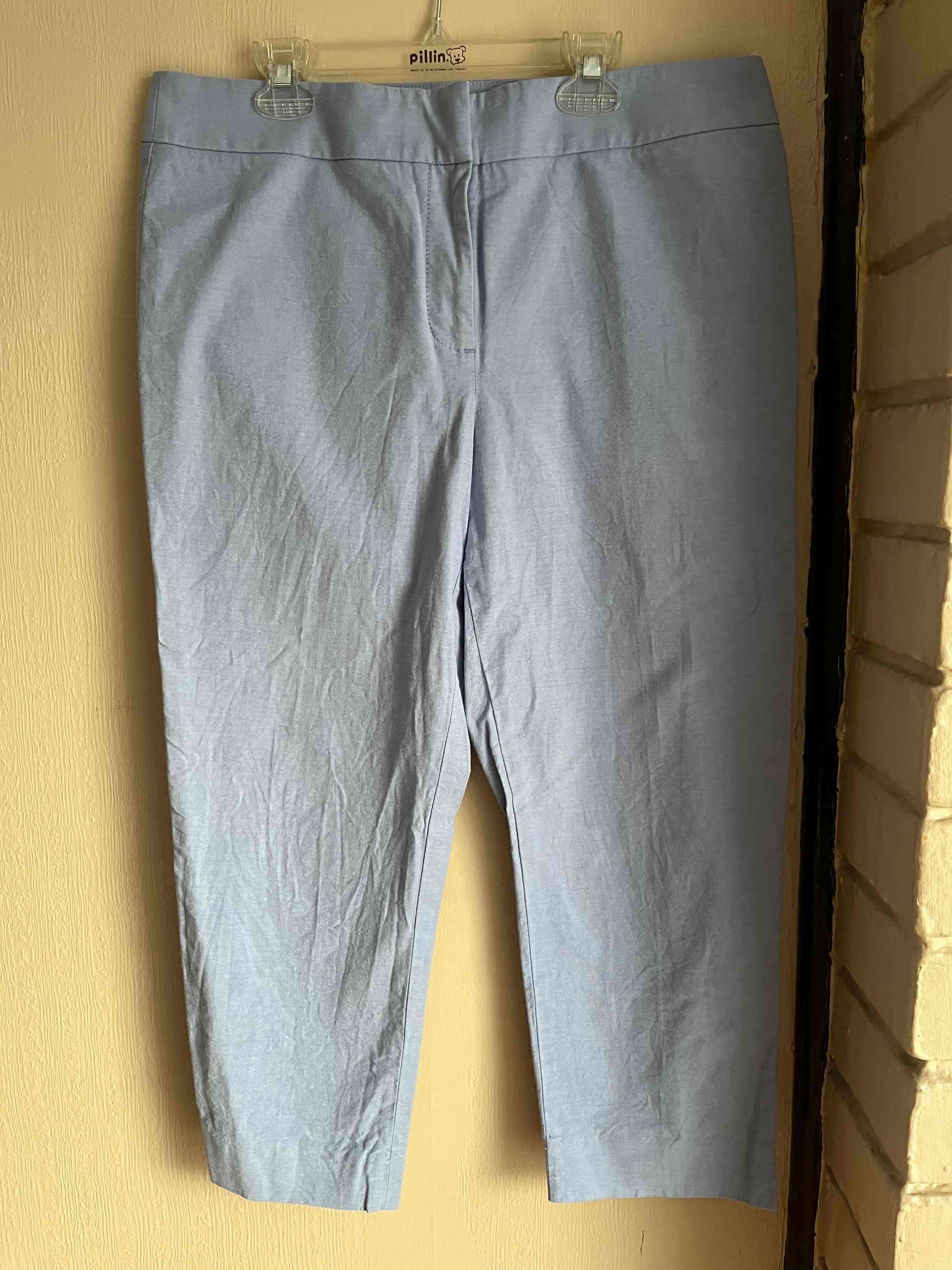 Pantalones azul claro talla 38 - 1