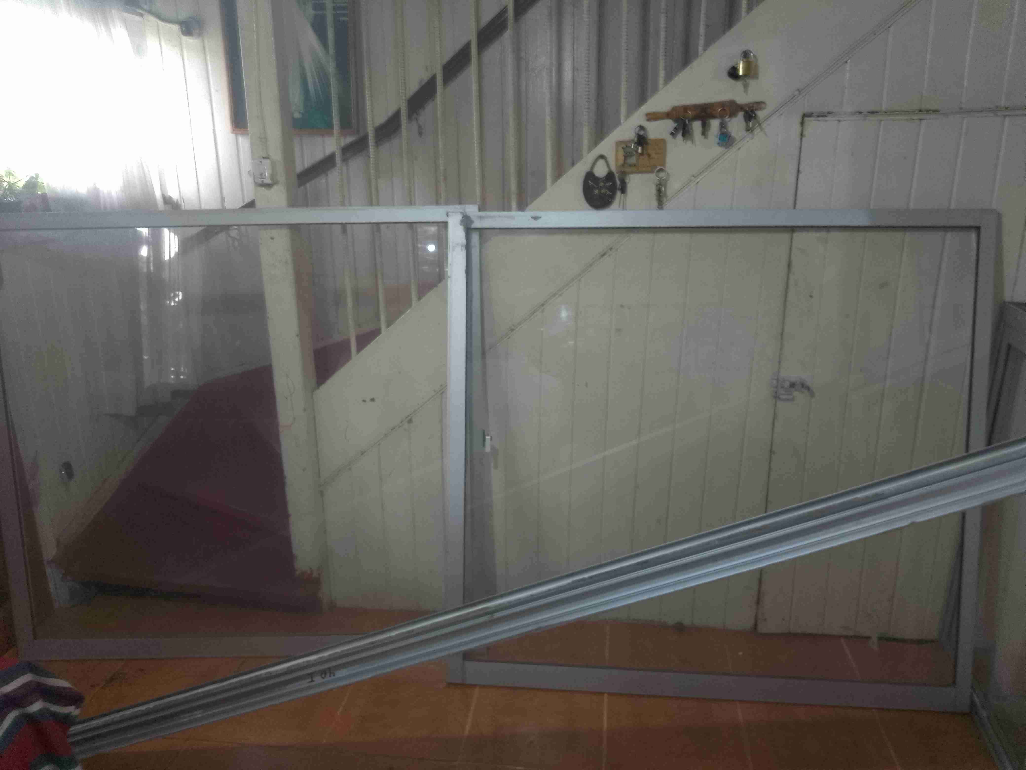 Ventana. correderas de vidrio - 1