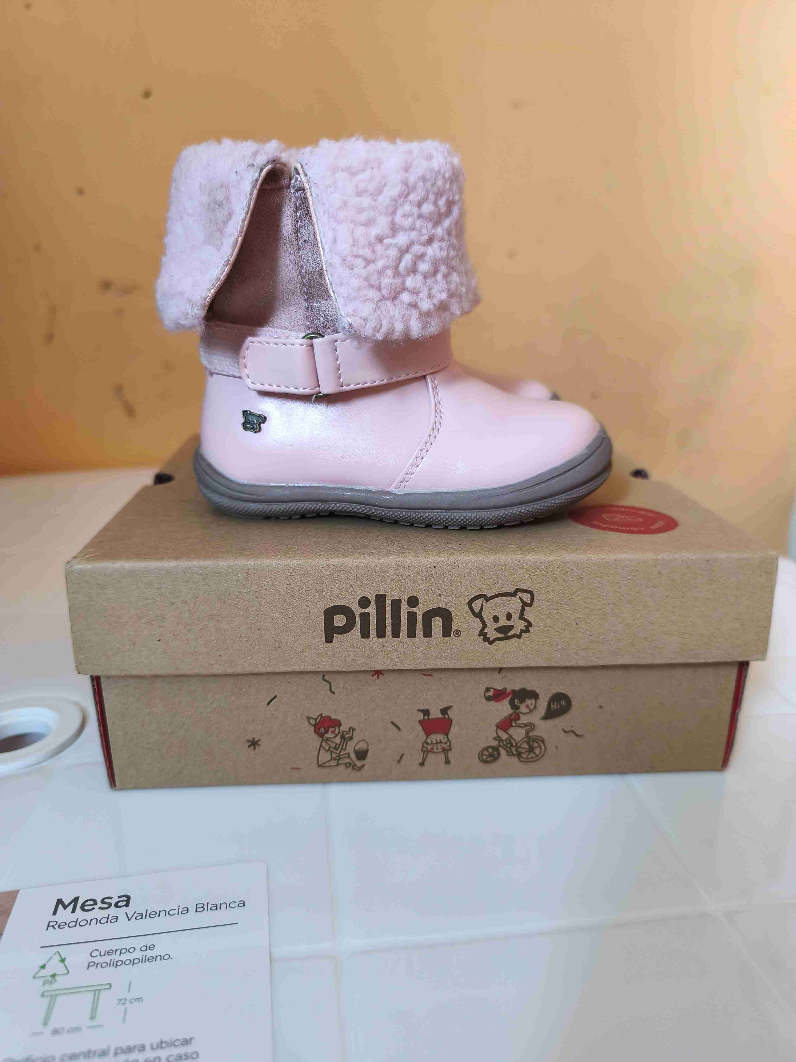 Botas rosadas para niñas - miniatura 2